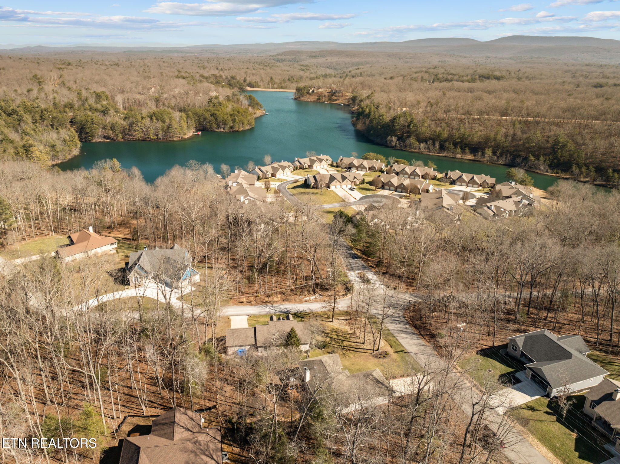 115 Lafayette Point Crossville TN 38558