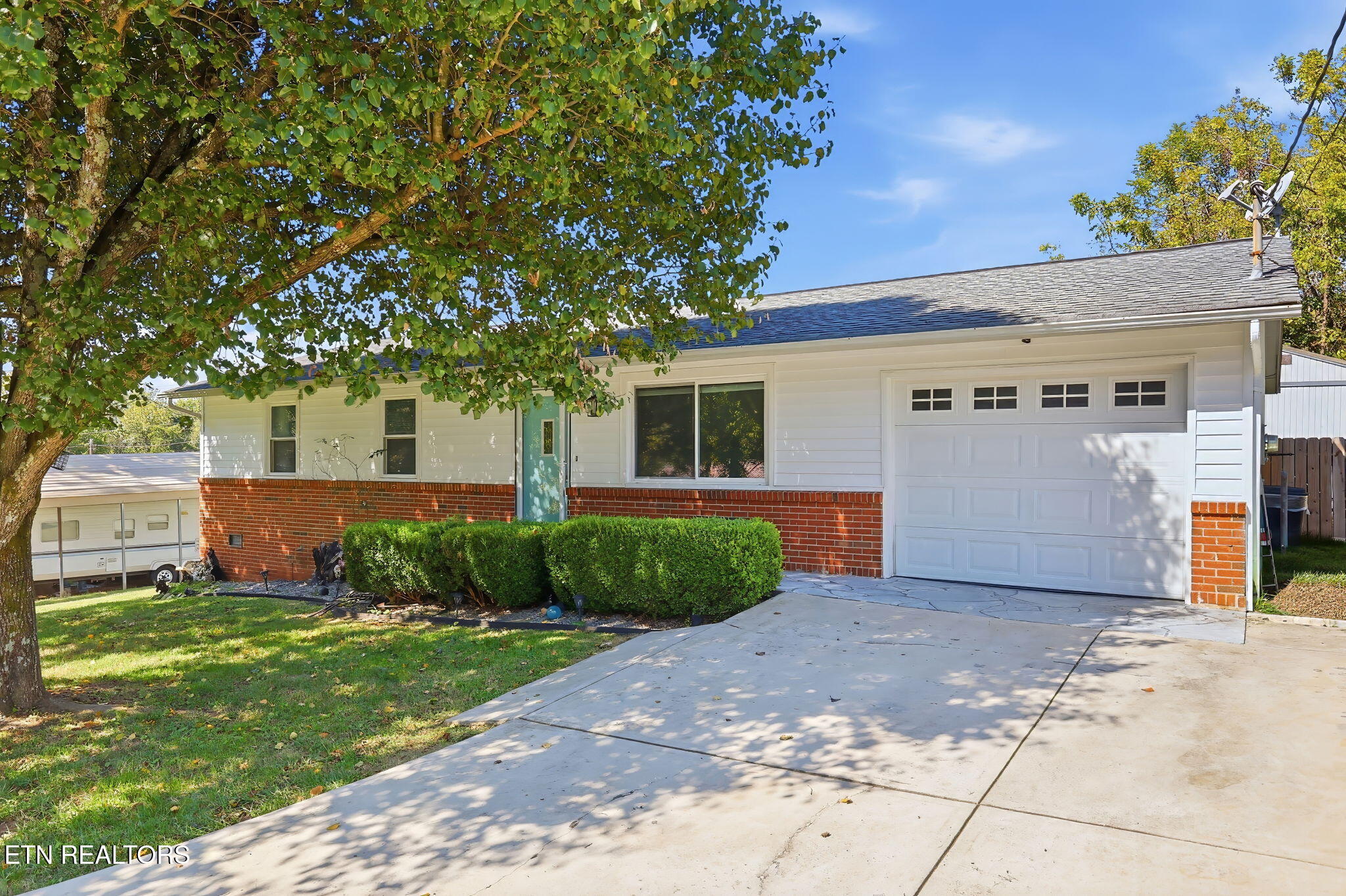 733 E Beaver Creek Drive Knoxville TN 37918