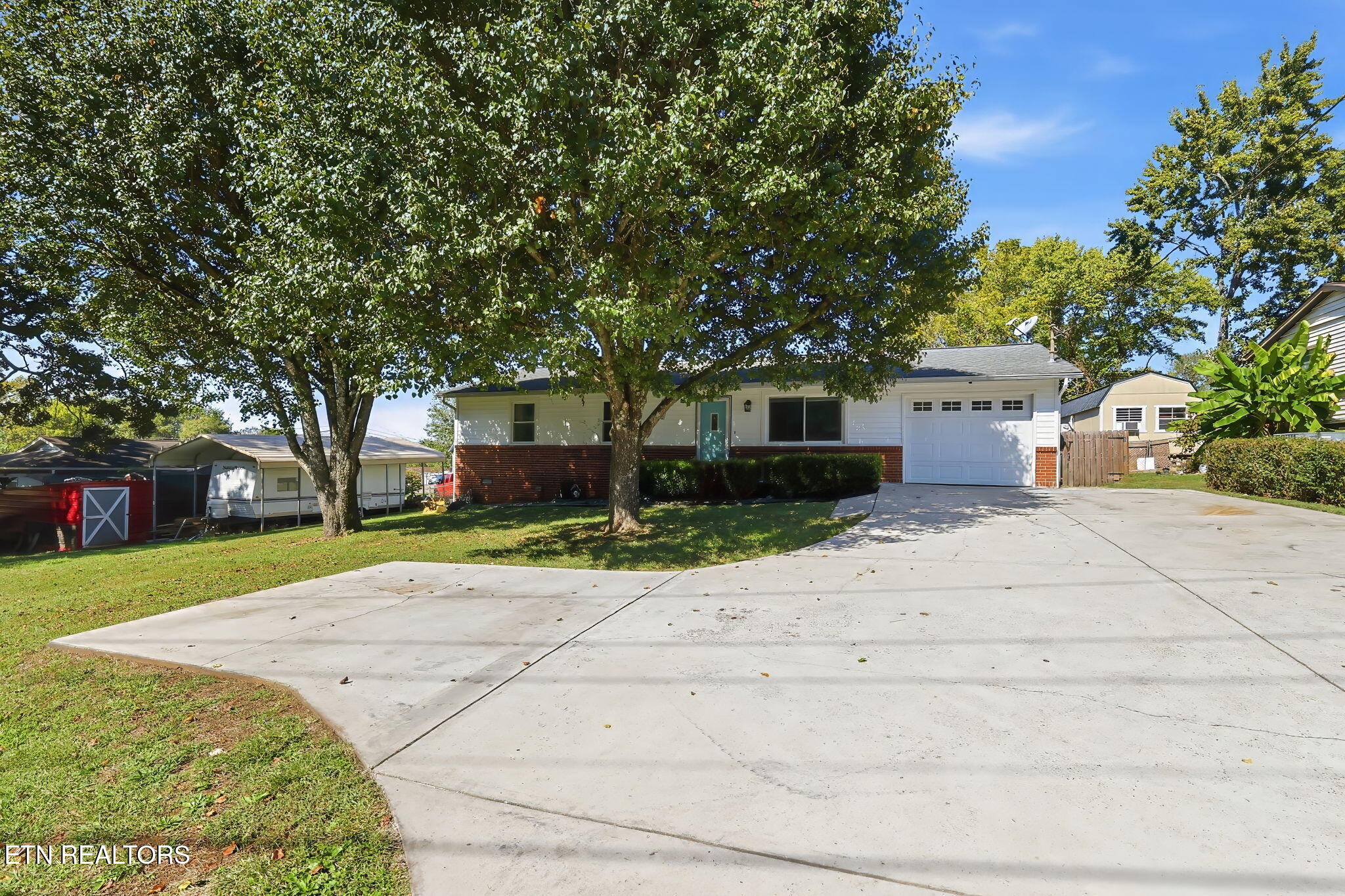 733 E Beaver Creek Drive Knoxville TN 37918