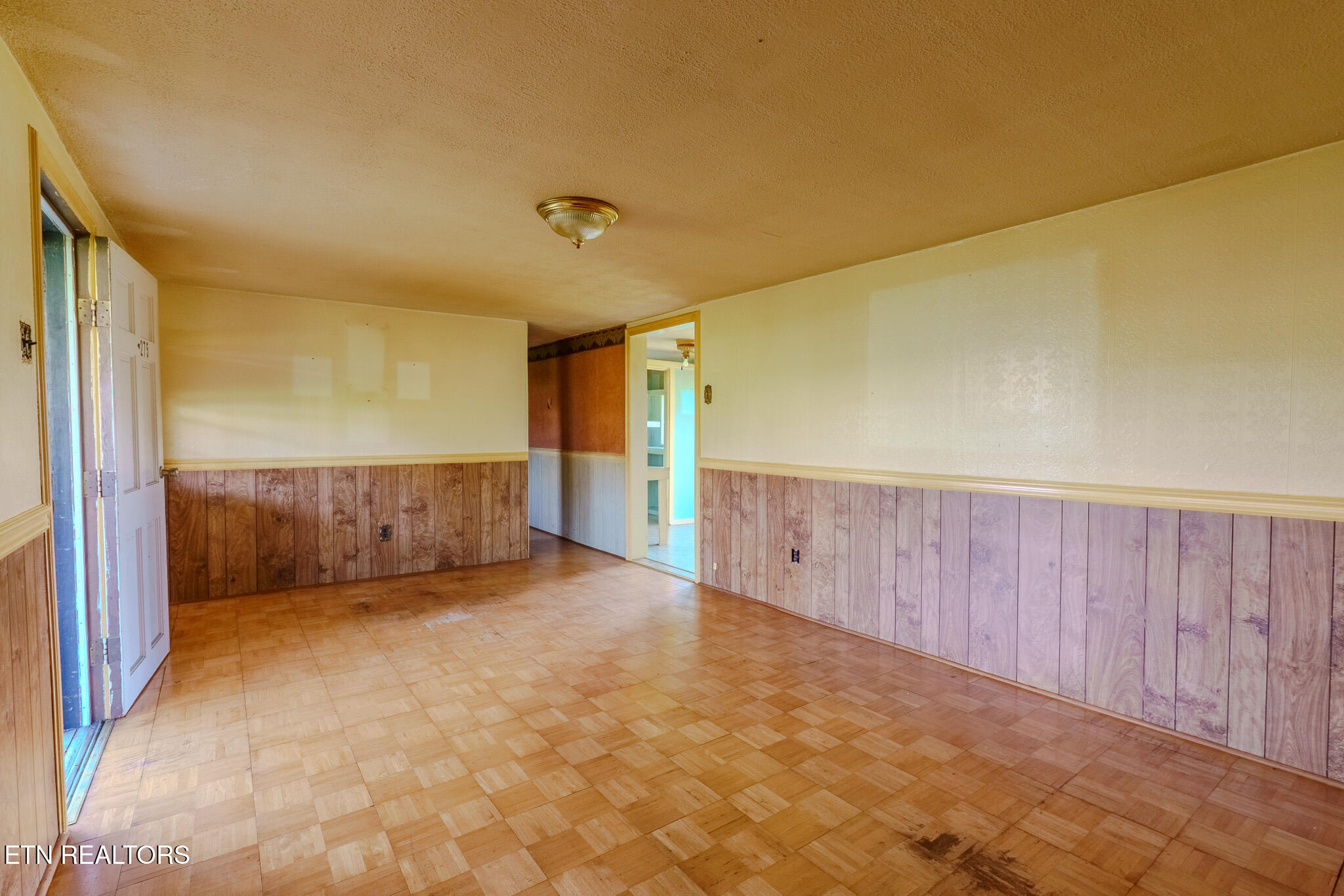 275 Camp Ridge Road Lafollette TN 37766