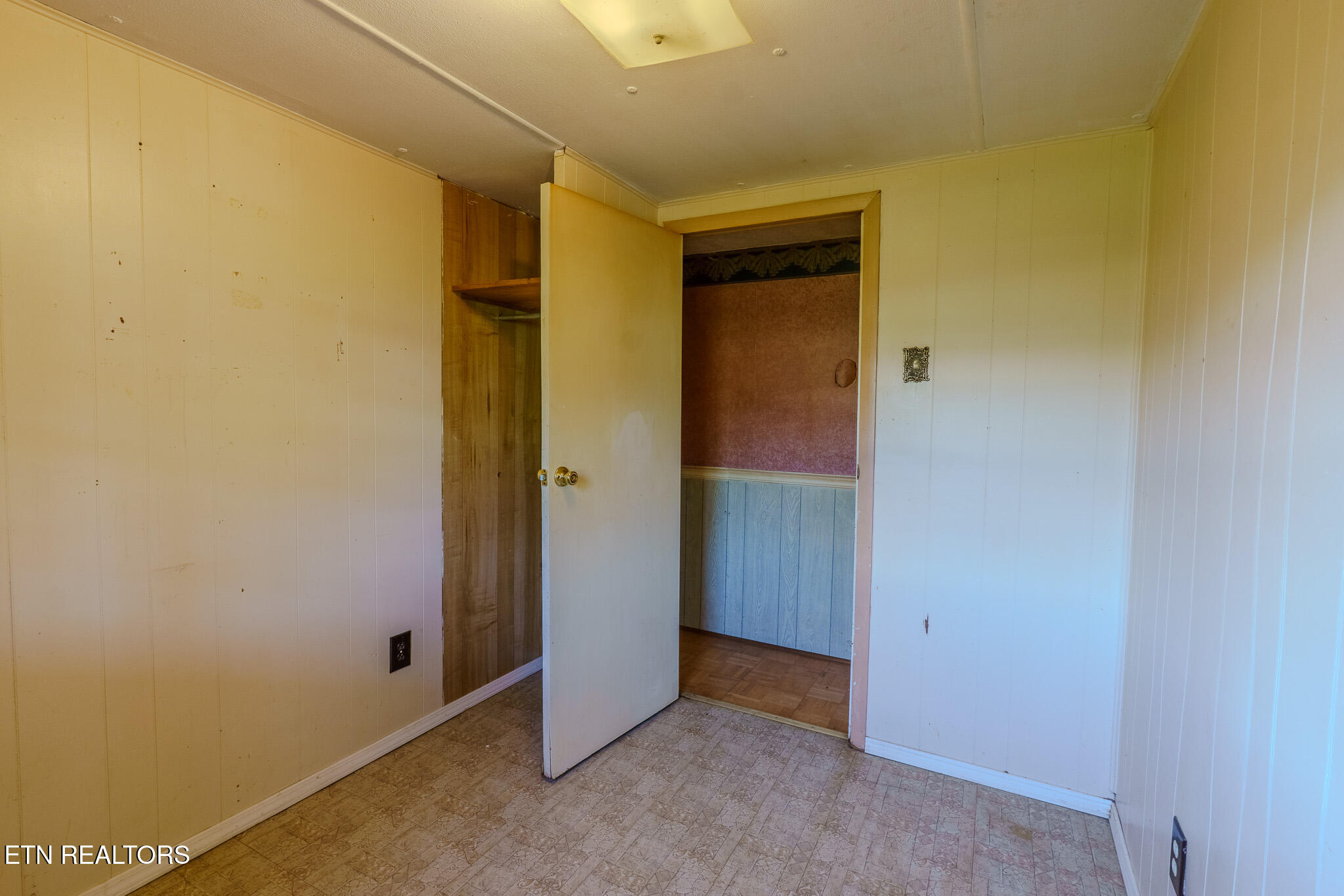 275 Camp Ridge Road Lafollette TN 37766