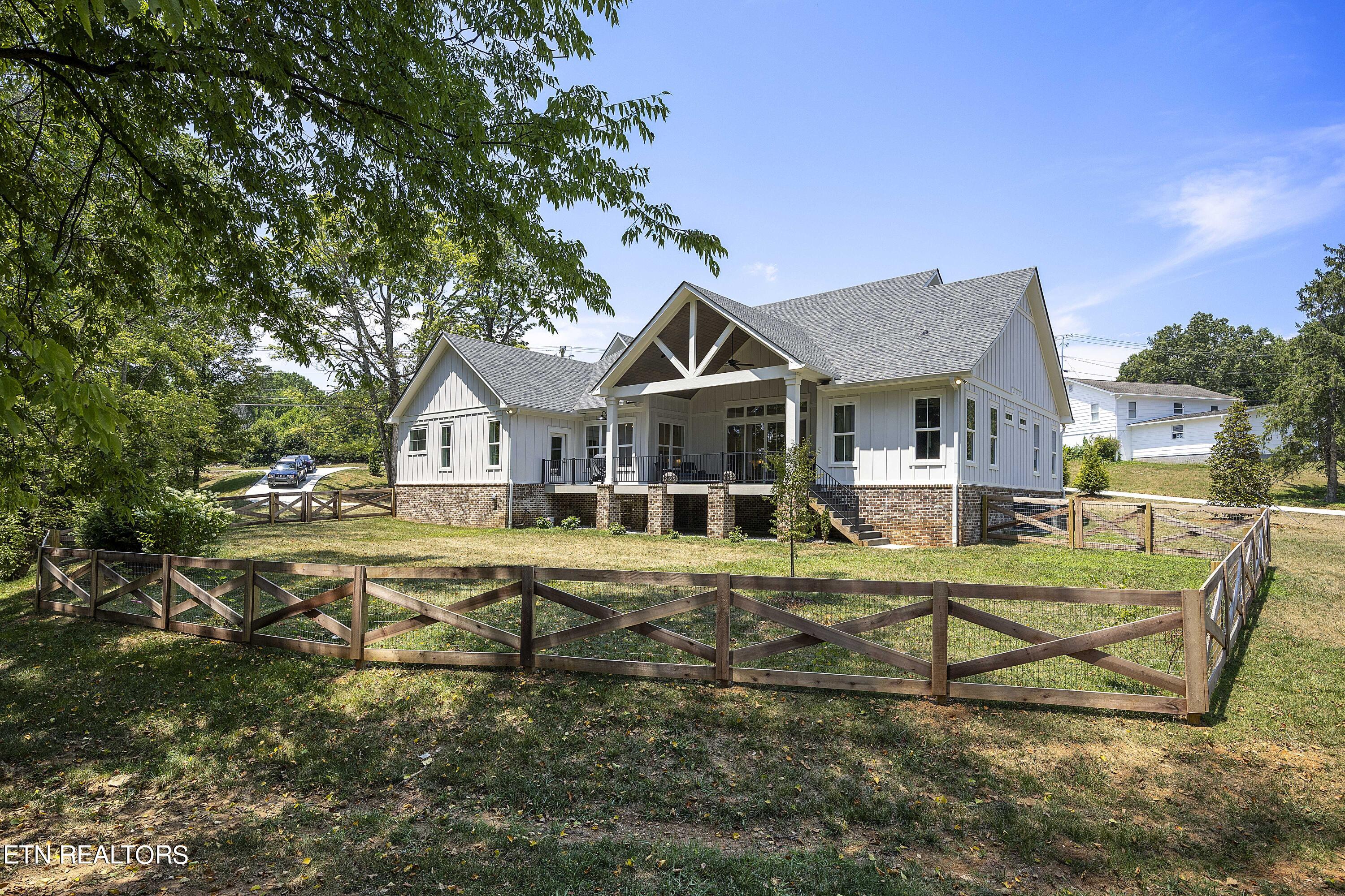 8422 S Northshore Drive Knoxville TN 37919