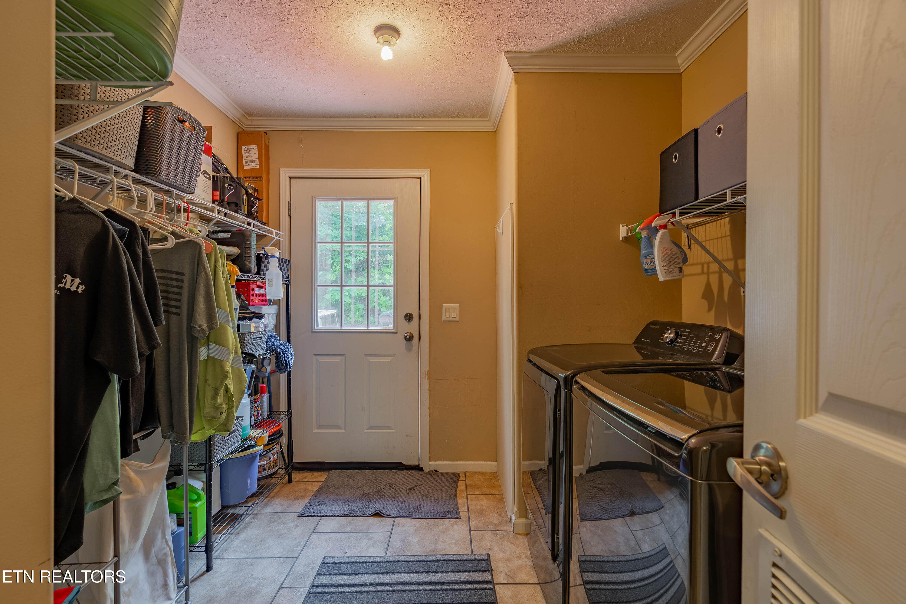 338 Old Clear Branch Lane Rocky Top TN 37769