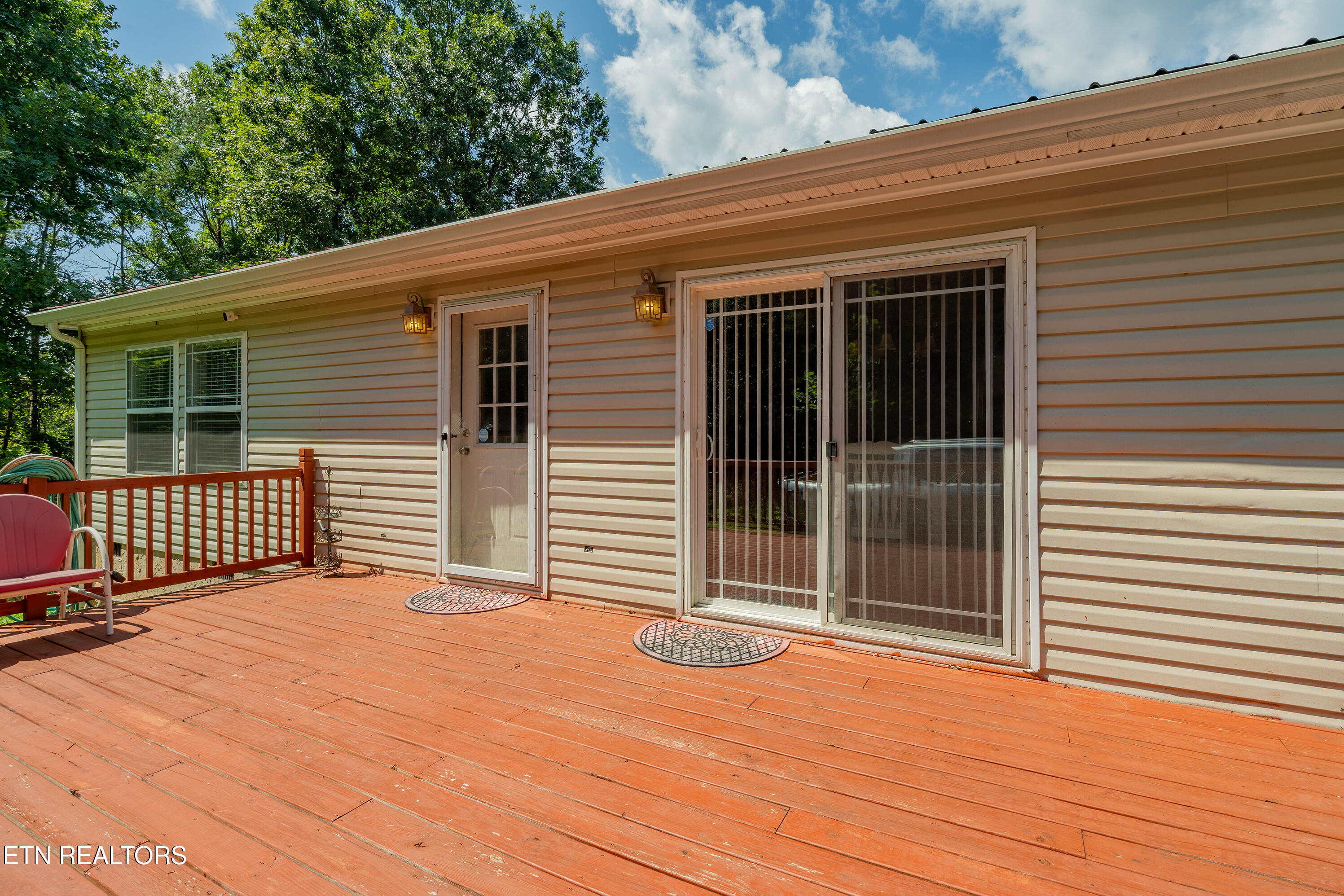 338 Old Clear Branch Lane Rocky Top TN 37769