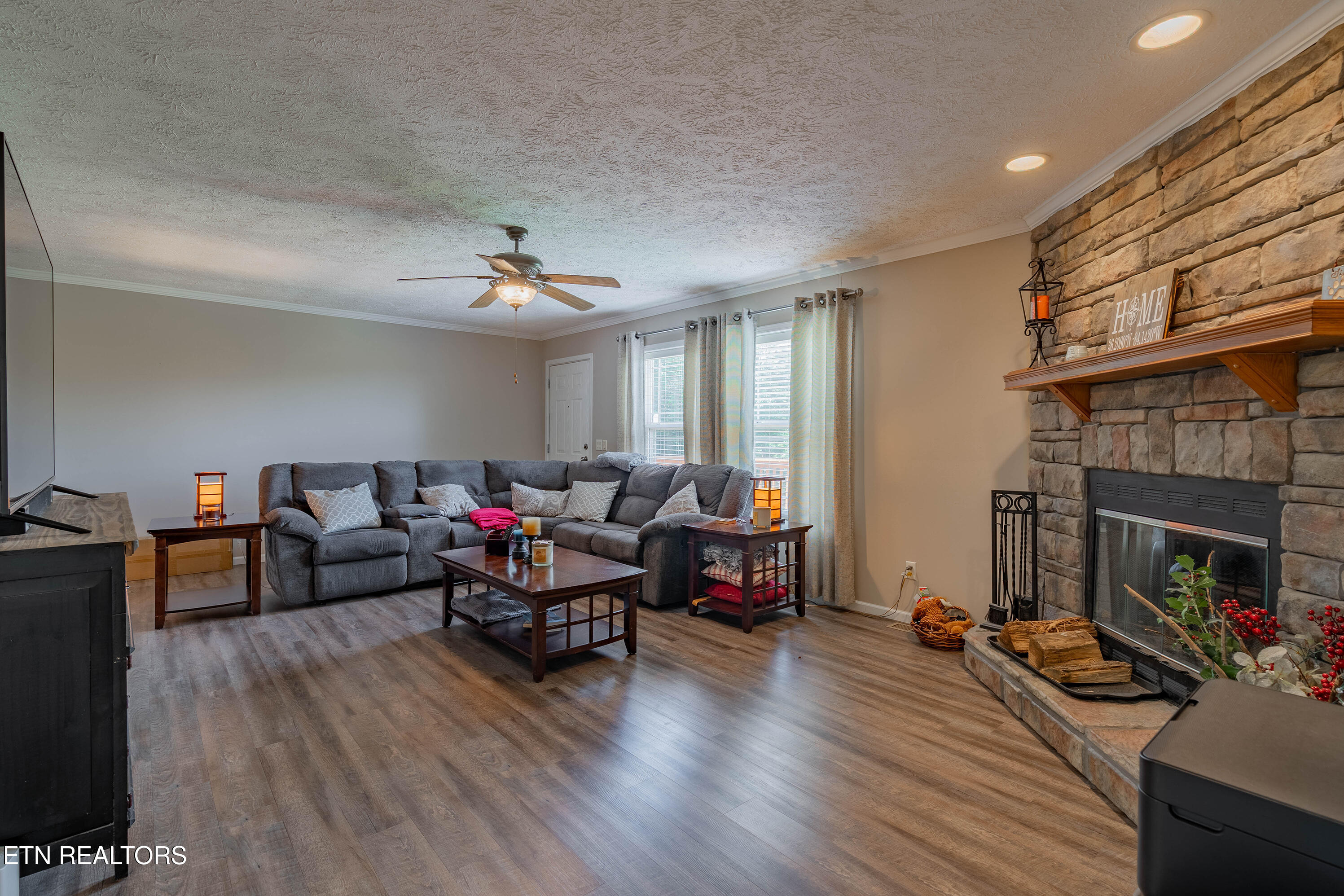338 Old Clear Branch Lane Rocky Top TN 37769