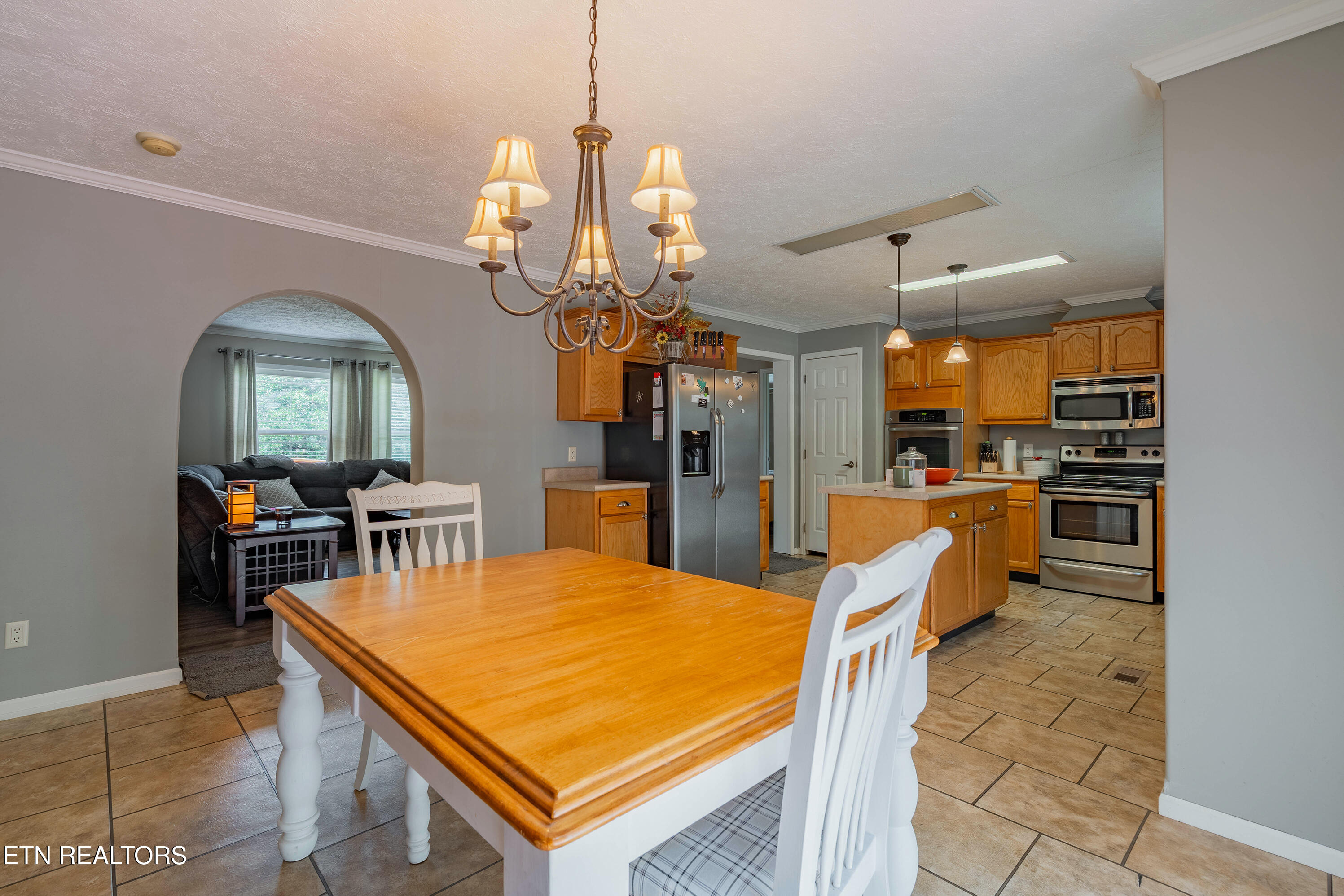 338 Old Clear Branch Lane Rocky Top TN 37769