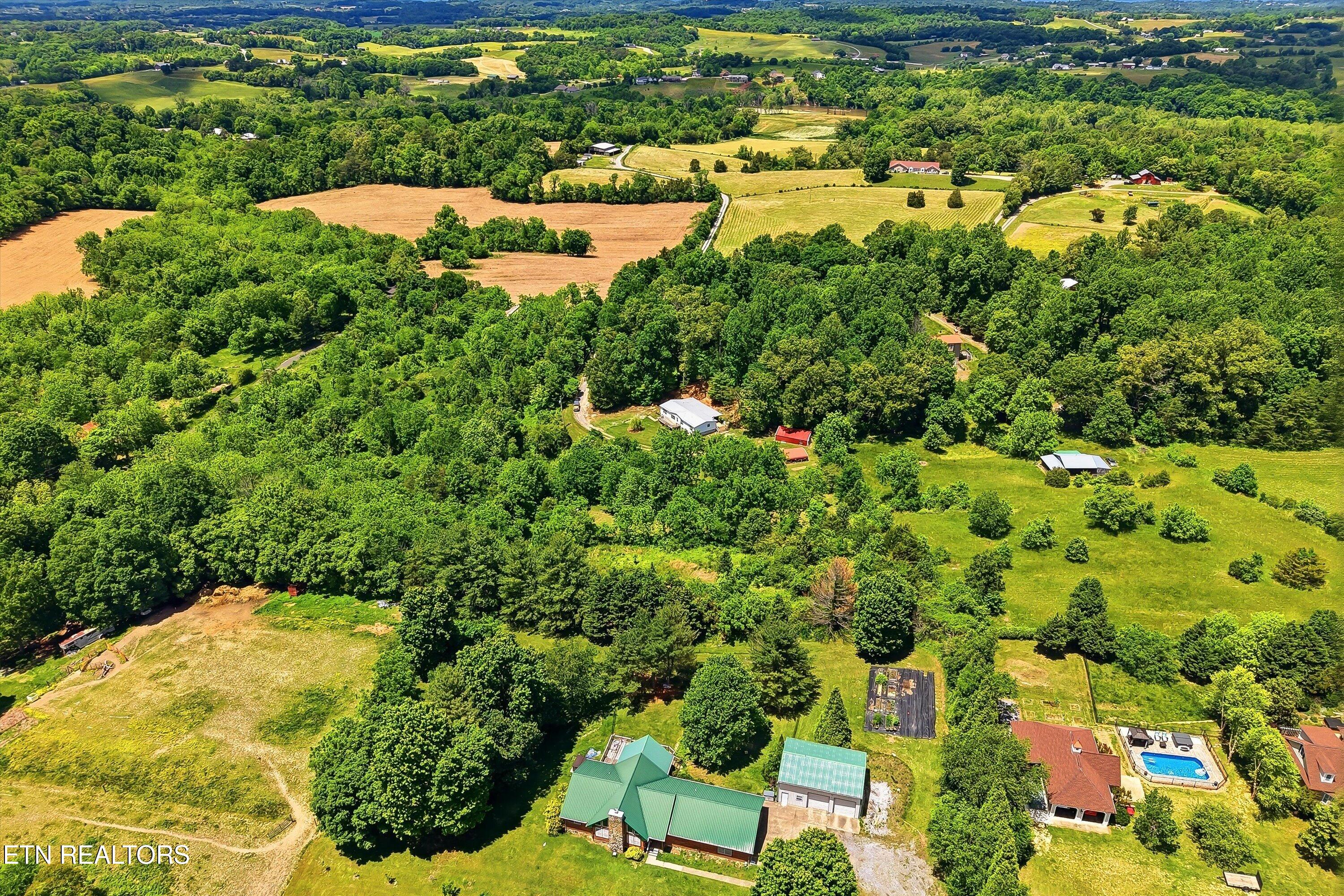 98 Cal Dobson Trail Greeneville TN 37743
