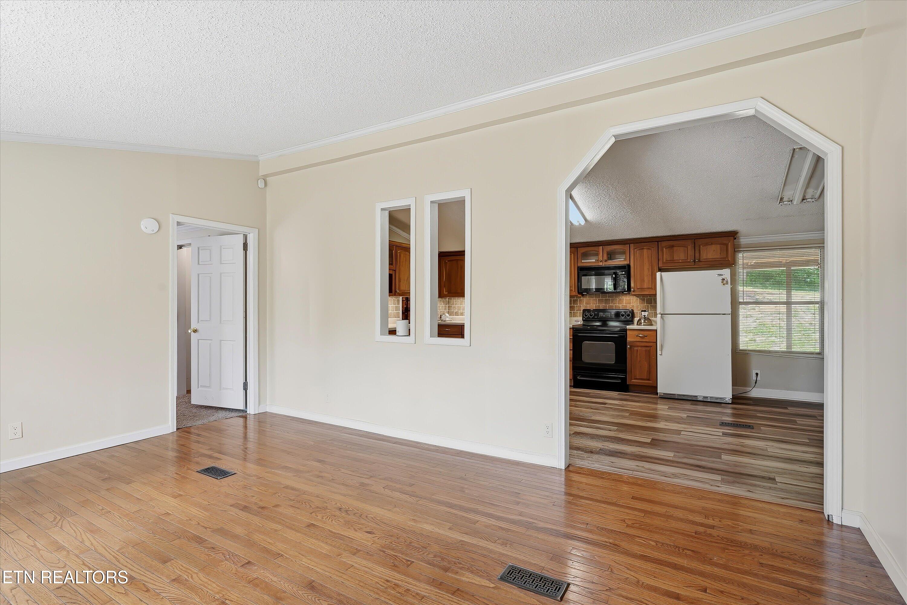 98 Cal Dobson Trail Greeneville TN 37743