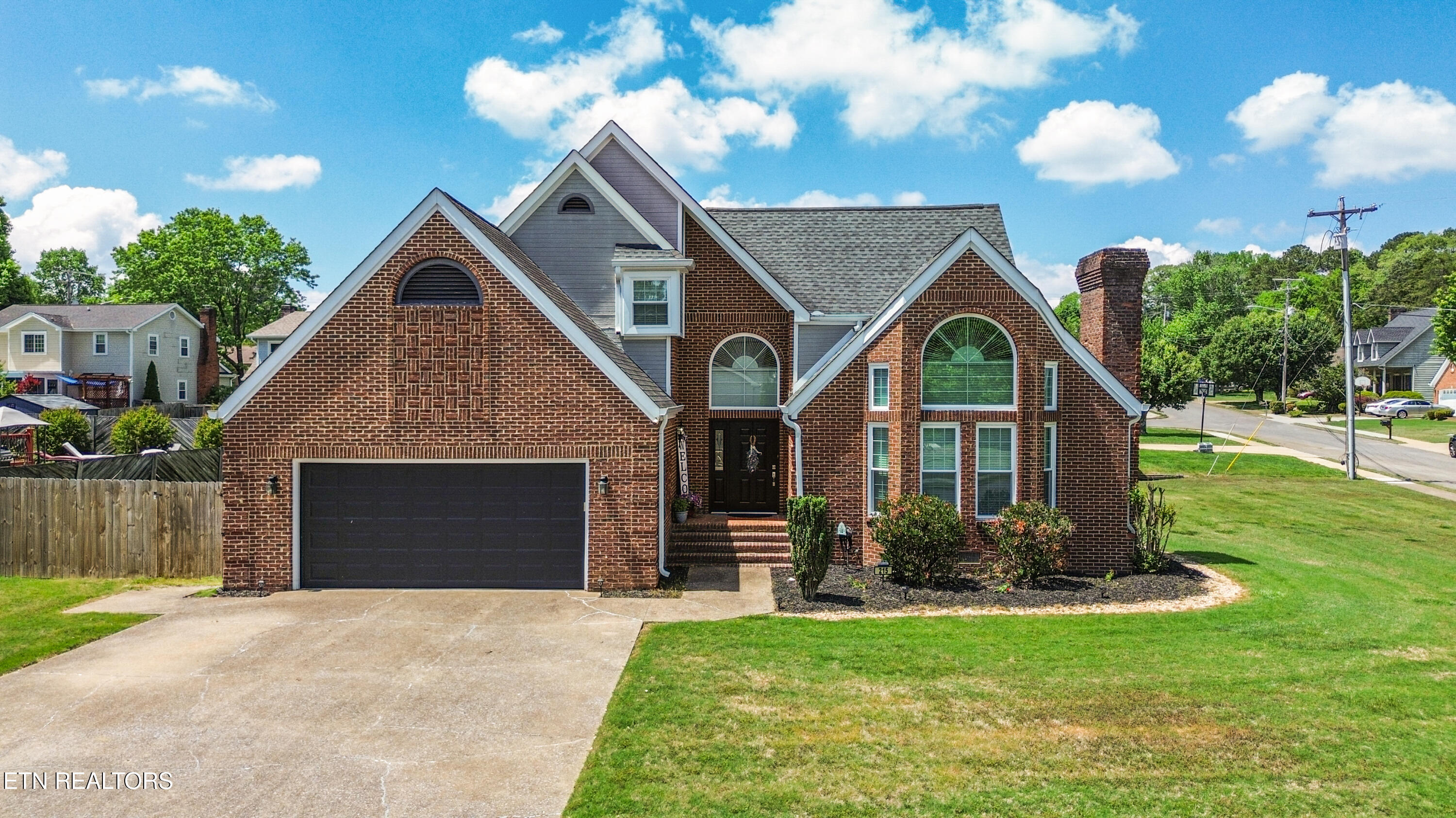 215 NW Hunters Run Circle Cleveland TN 37312