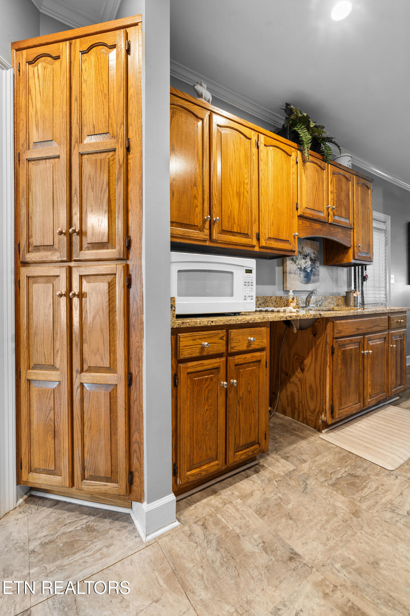 215 NW Hunters Run Circle Cleveland TN 37312