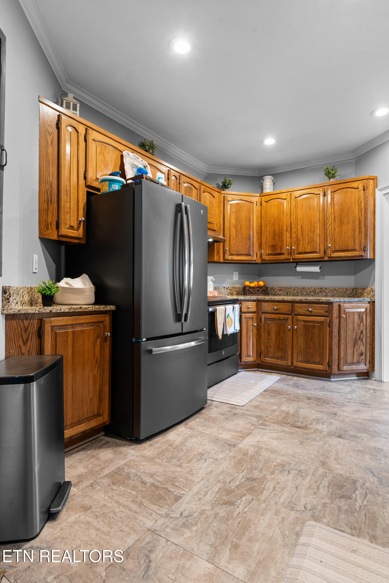 215 NW Hunters Run Circle Cleveland TN 37312