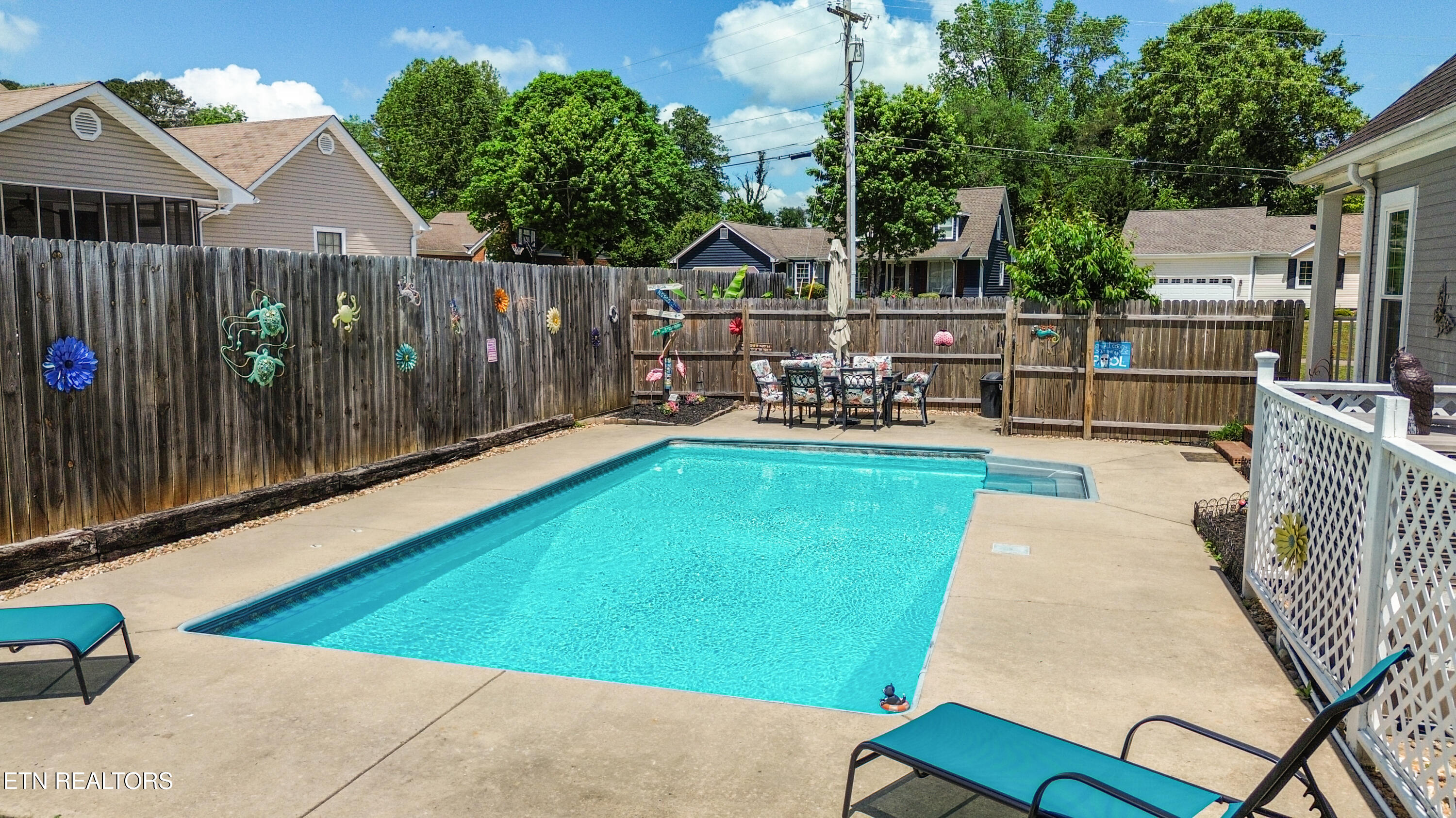 215 NW Hunters Run Circle Cleveland TN 37312