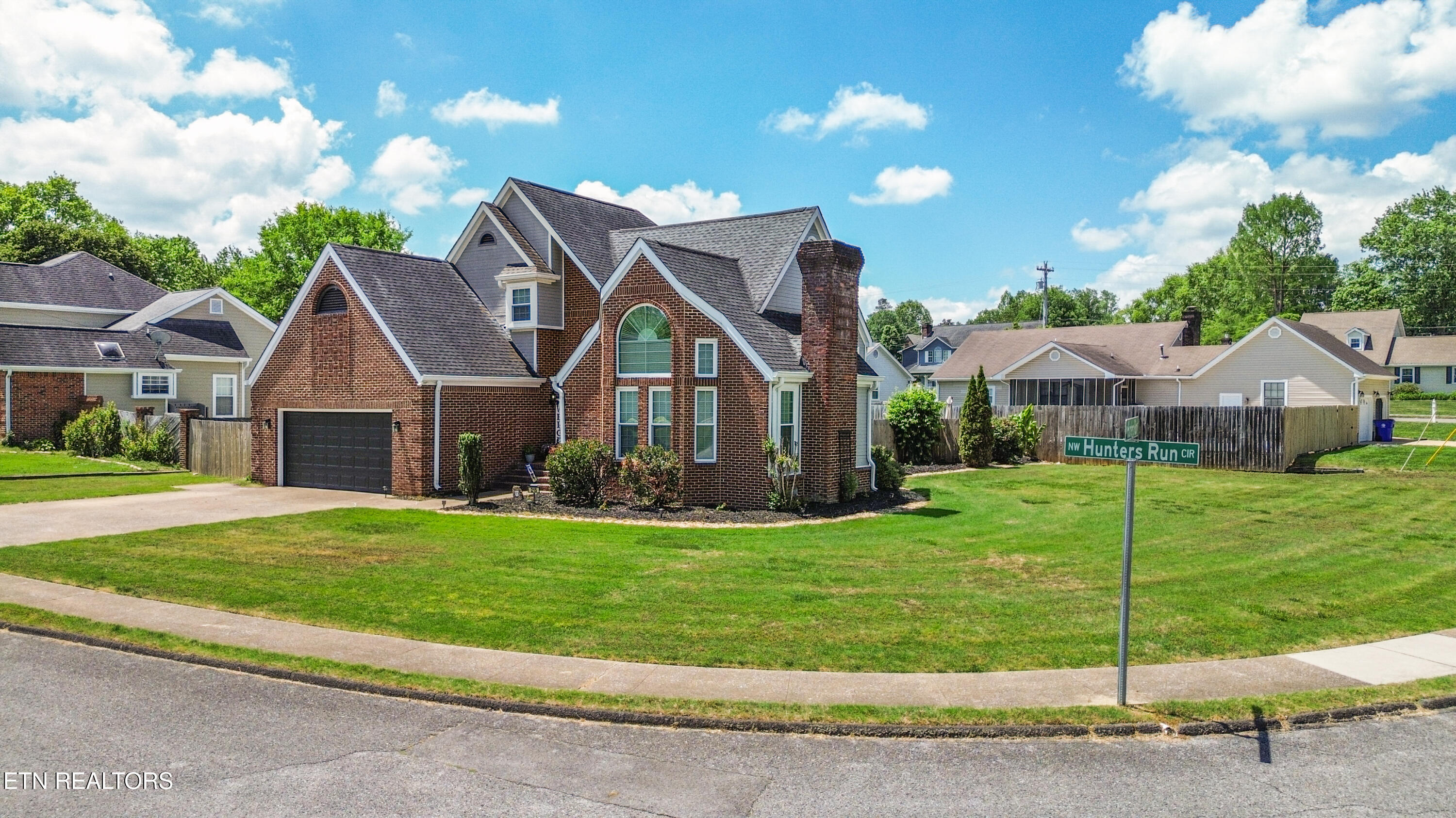 215 NW Hunters Run Circle Cleveland TN 37312