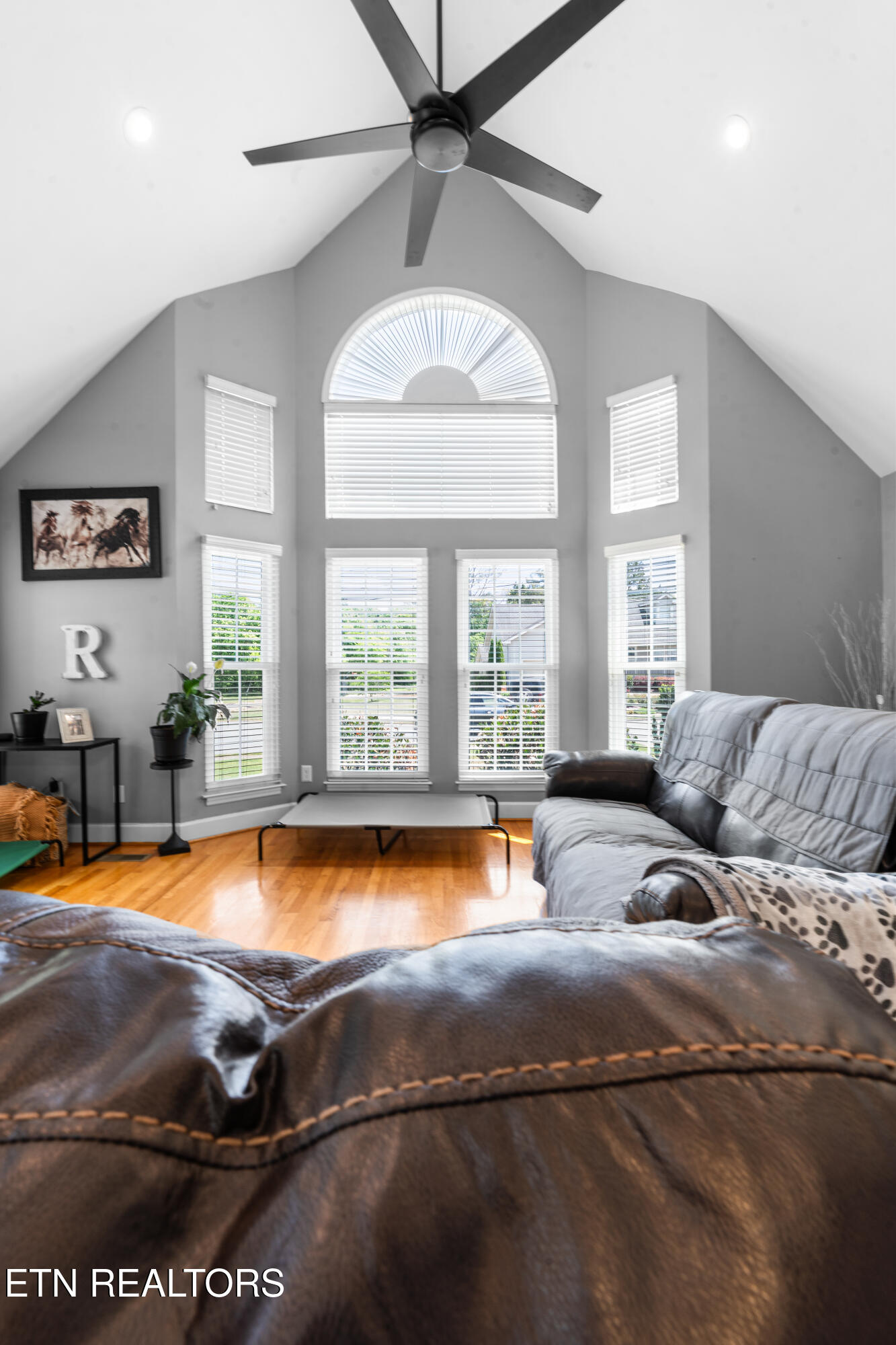 215 NW Hunters Run Circle Cleveland TN 37312