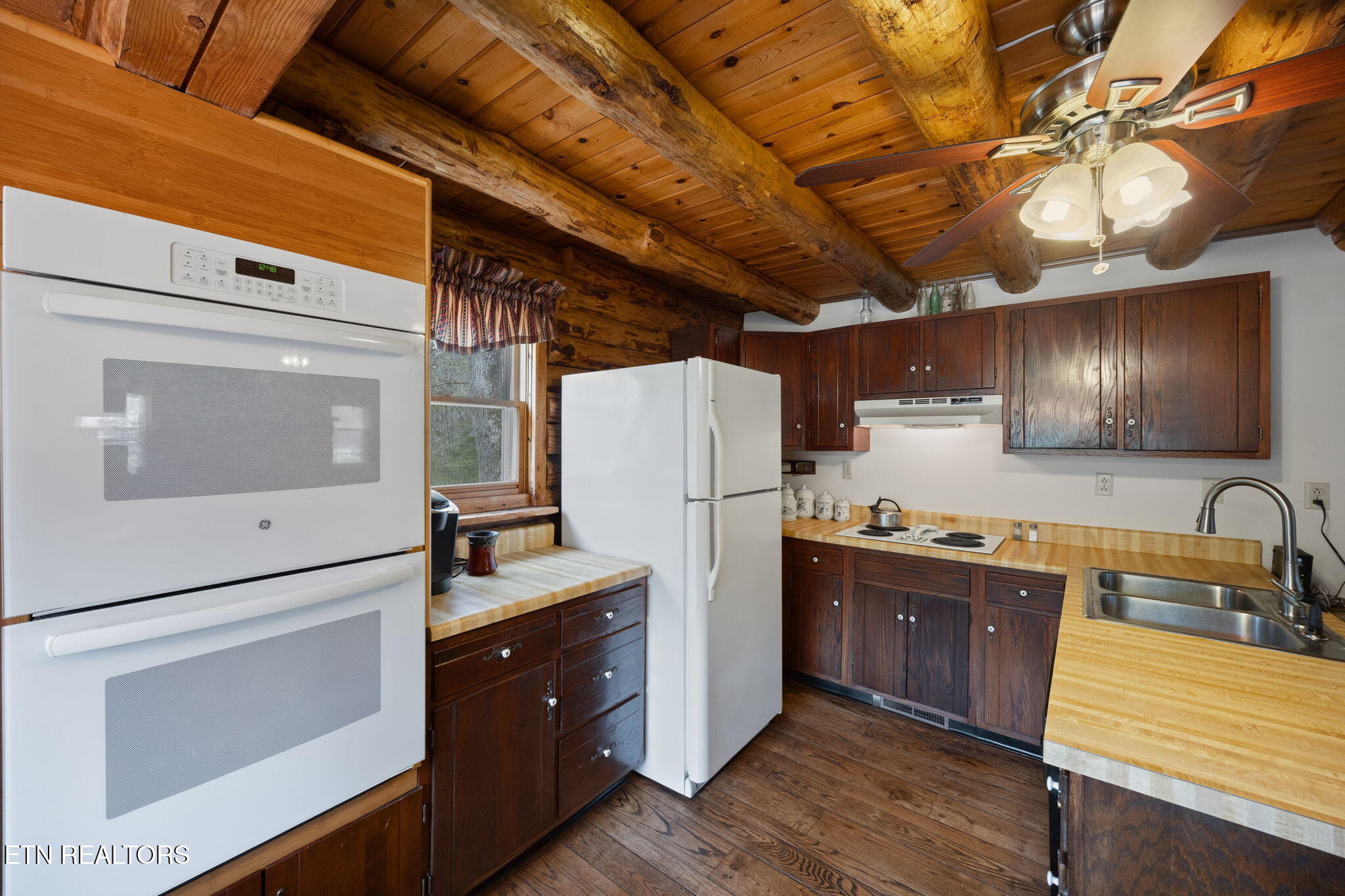 258 Marina Lane Lafollette TN 37766