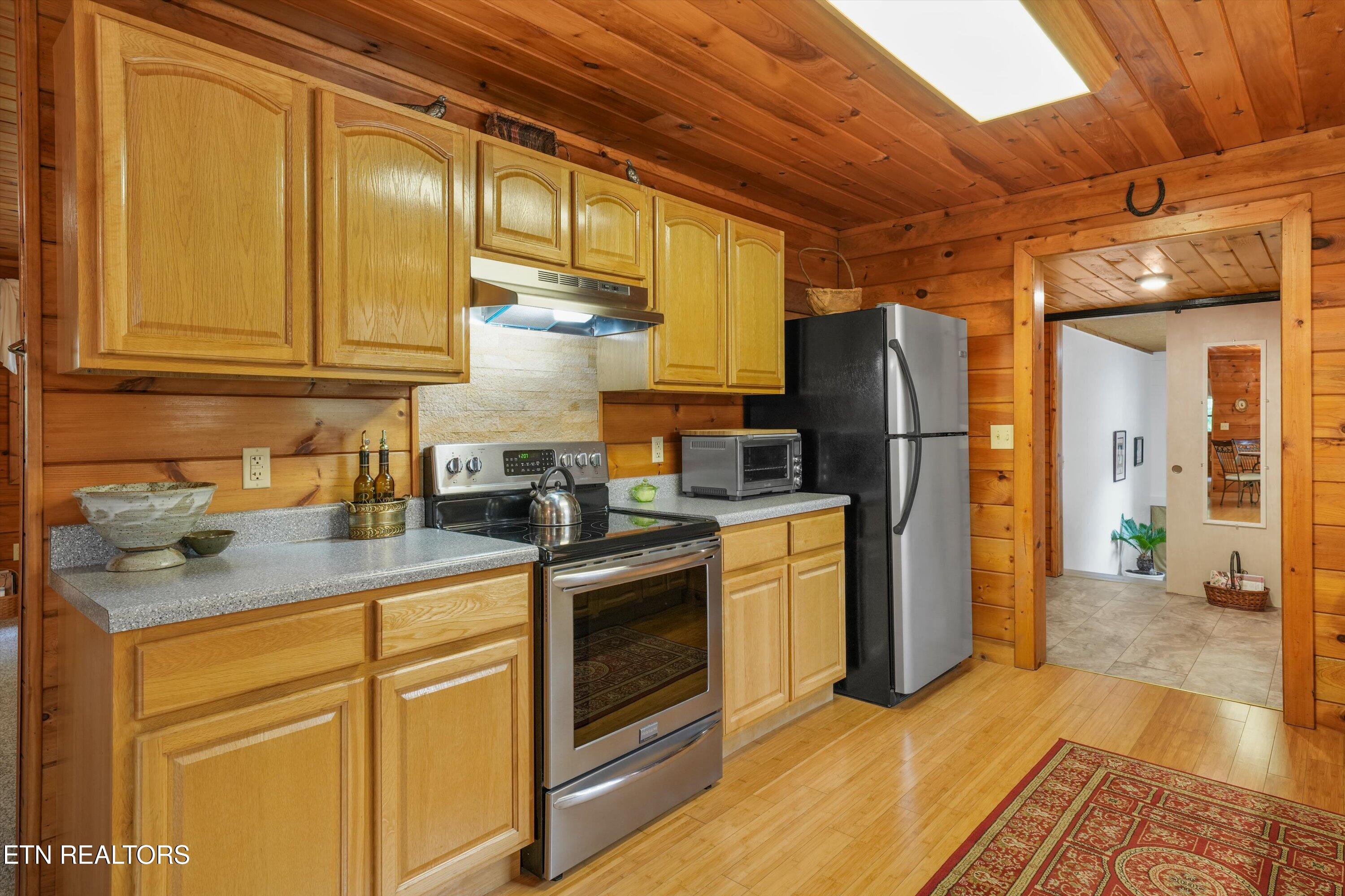 7043 Dogwood Road Grandview TN 37337
