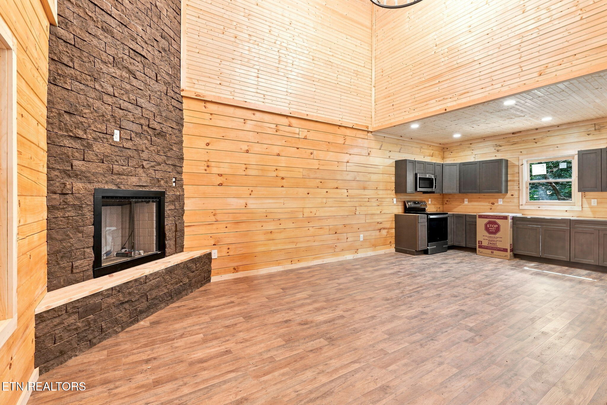 1607 Mountain Shadow Way Gatlinburg TN 37738