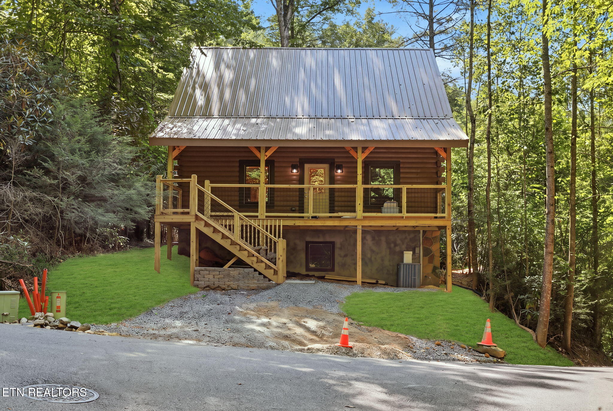 1607 Mountain Shadow Way Gatlinburg TN 37738