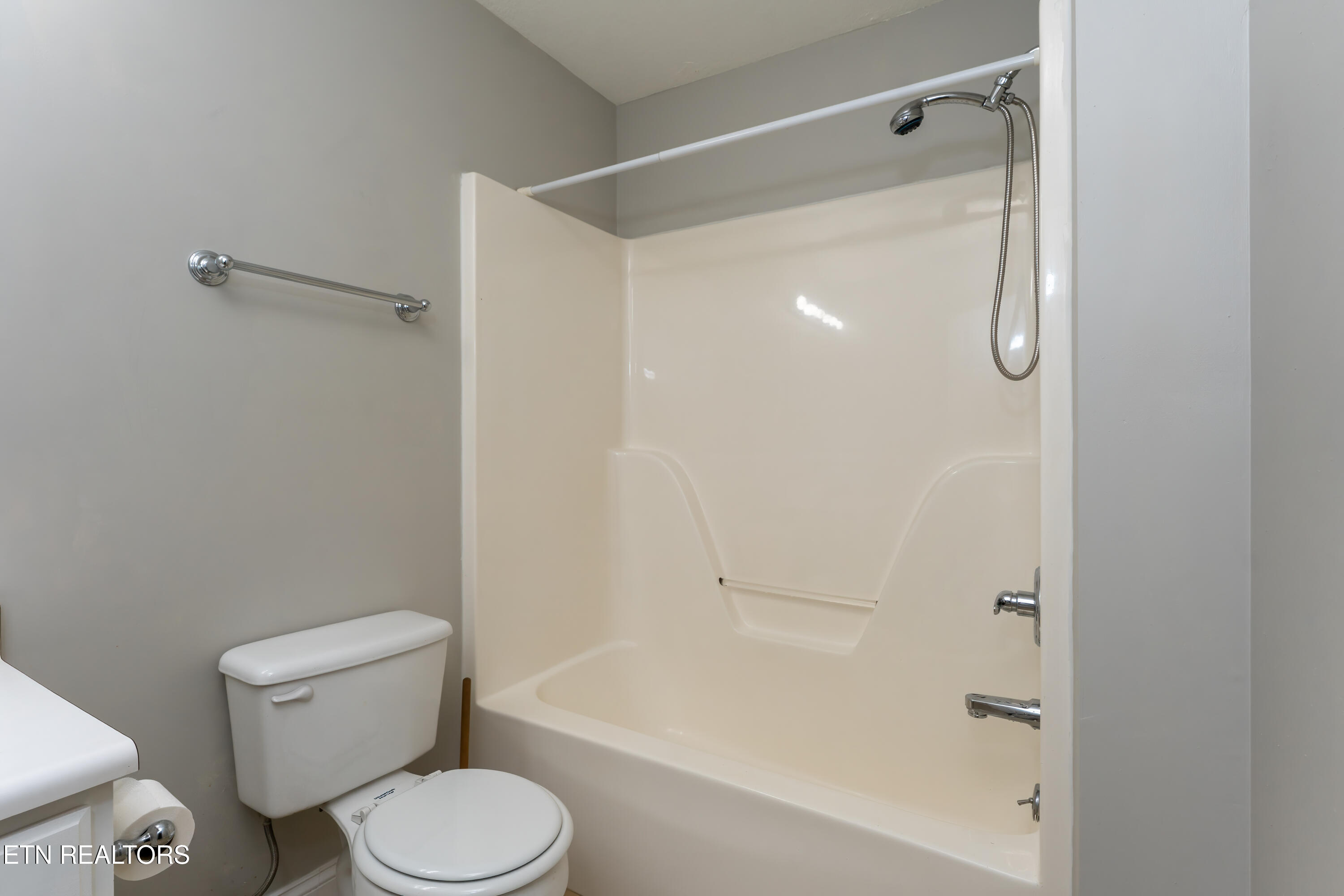 6125 Bingham Lane Maryville TN 37801