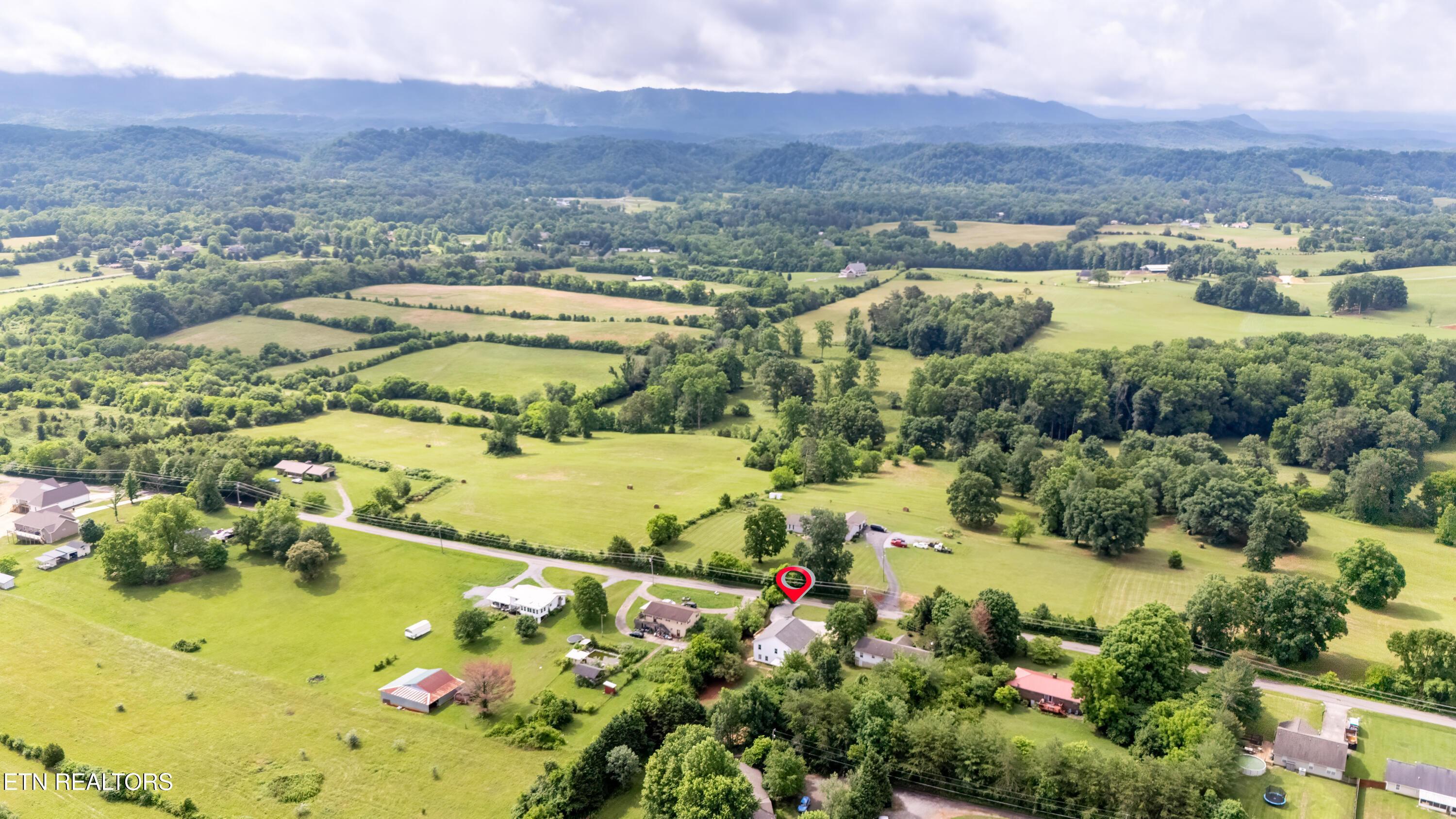 6125 Bingham Lane Maryville TN 37801