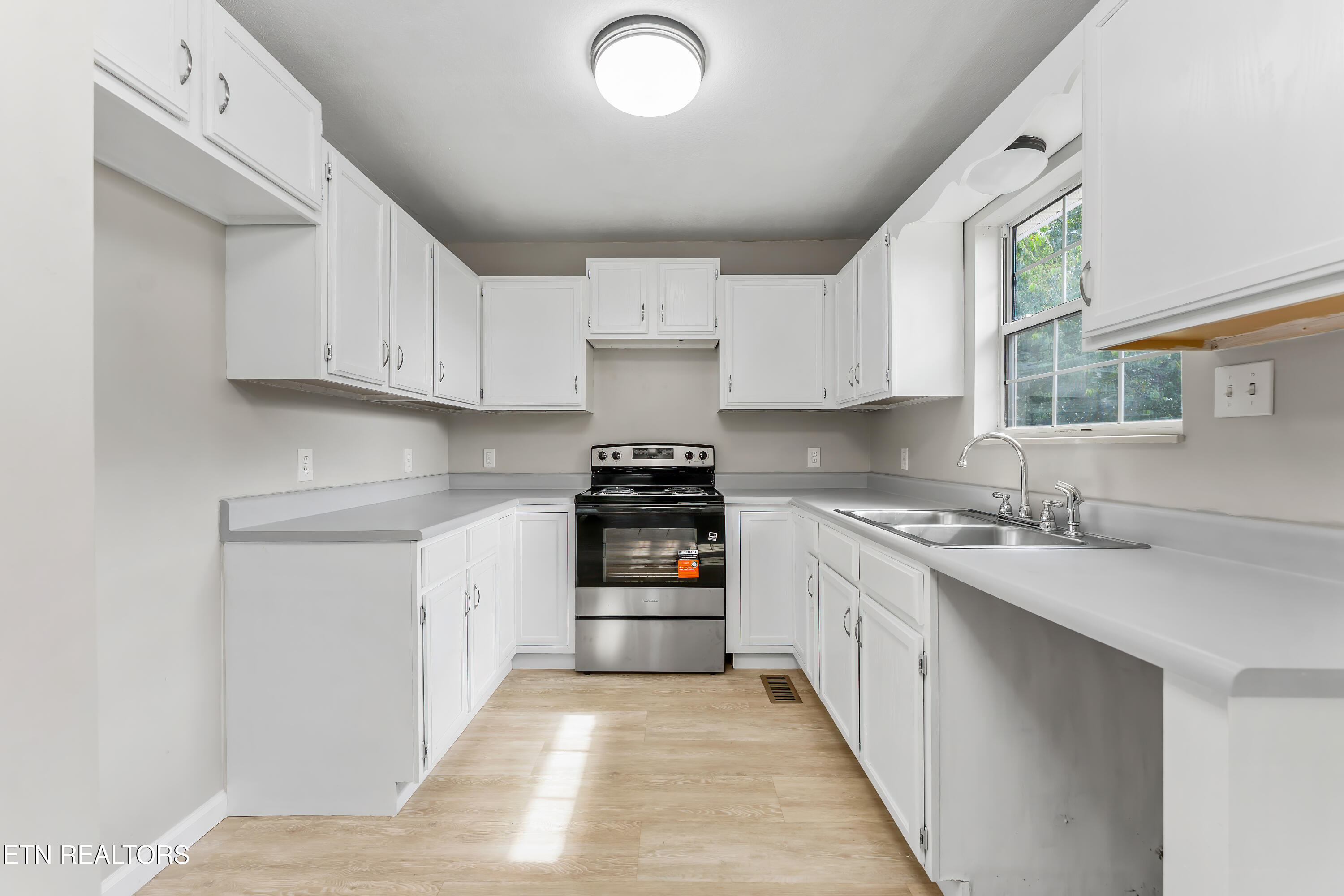 6125 Bingham Lane Maryville TN 37801