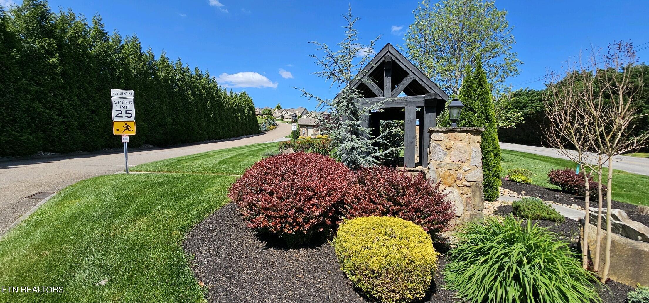 1209 Bishops View Lane Knoxville TN 37932