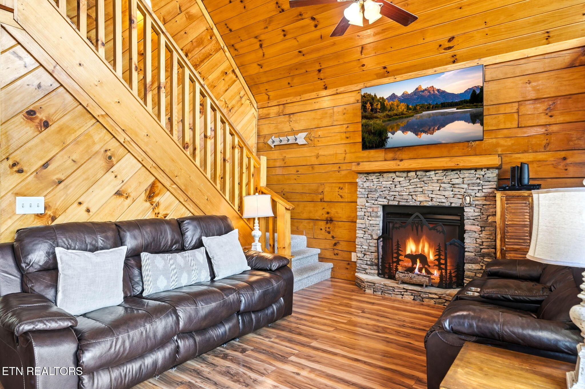 534 Chickasaw Gap Way Pigeon Forge TN 37863