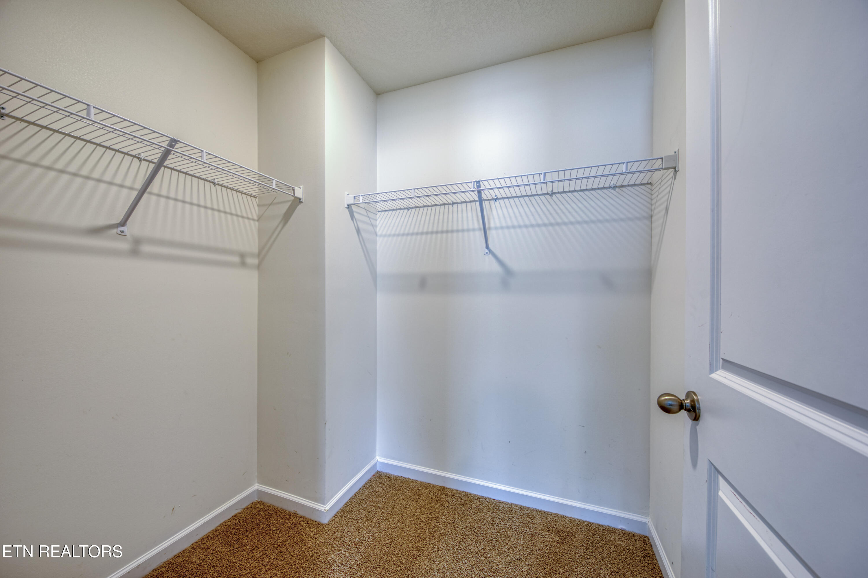 9313 Avian Forest Lane Heiskell TN 37754