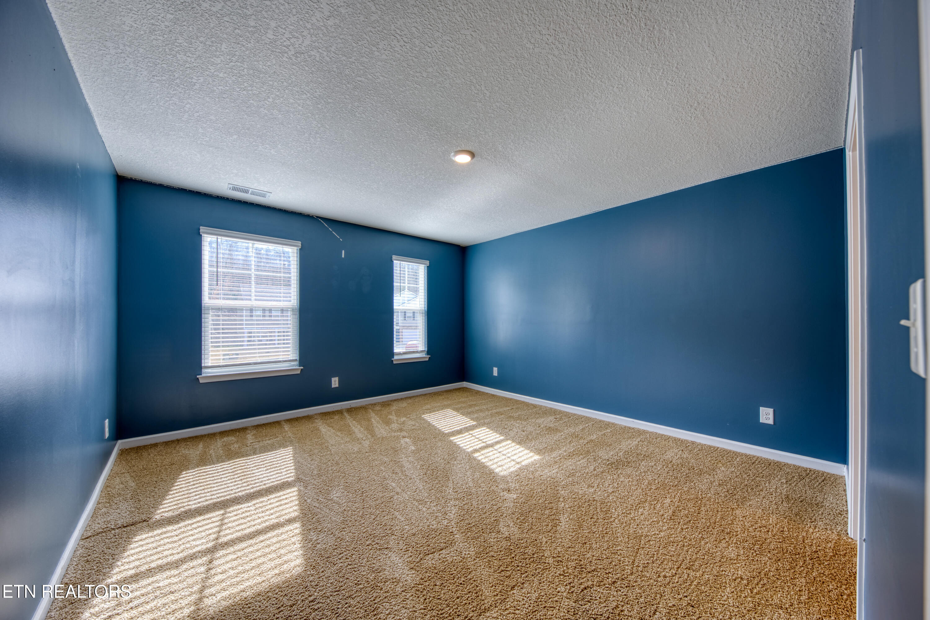 9313 Avian Forest Lane Heiskell TN 37754