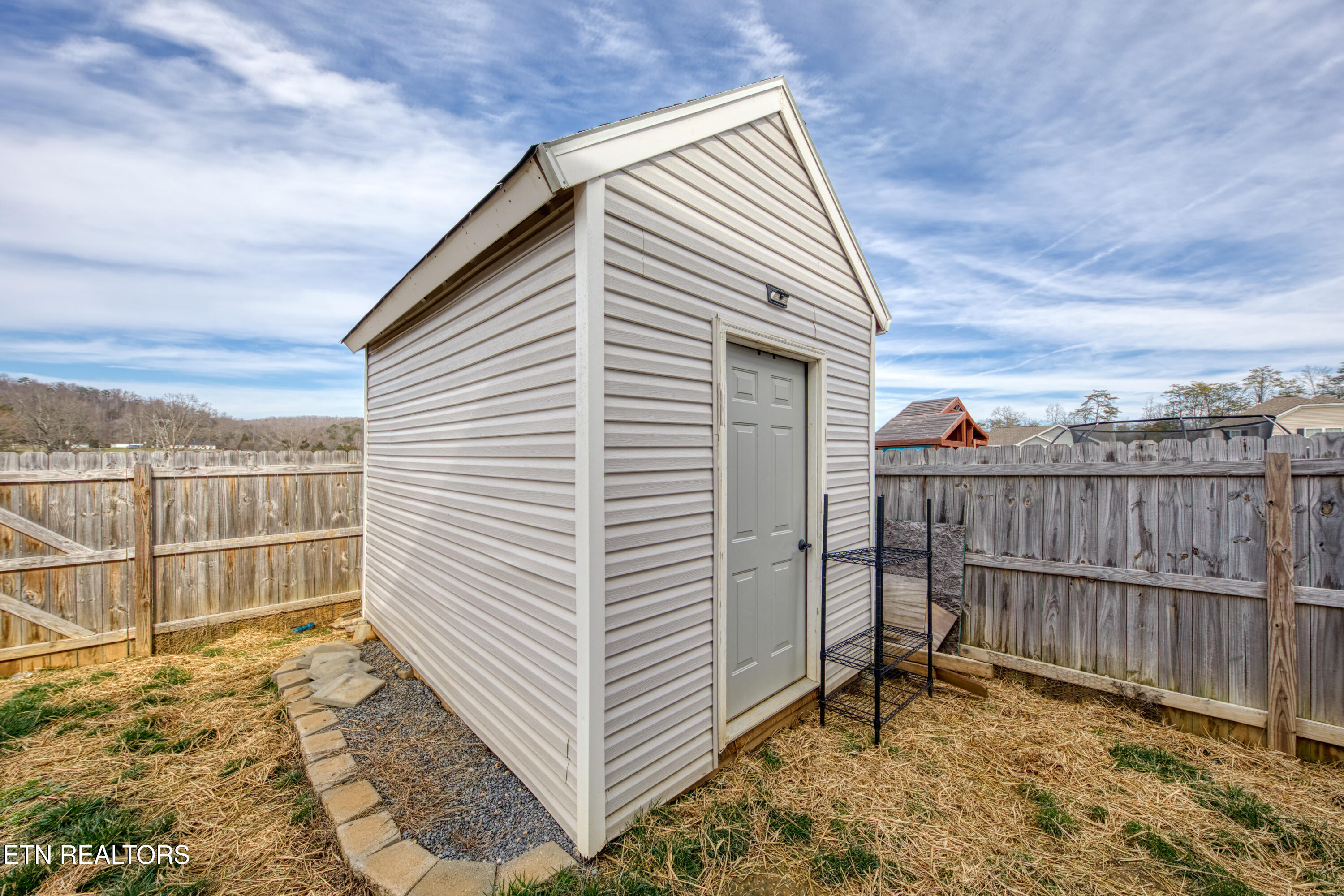9313 Avian Forest Lane Heiskell TN 37754