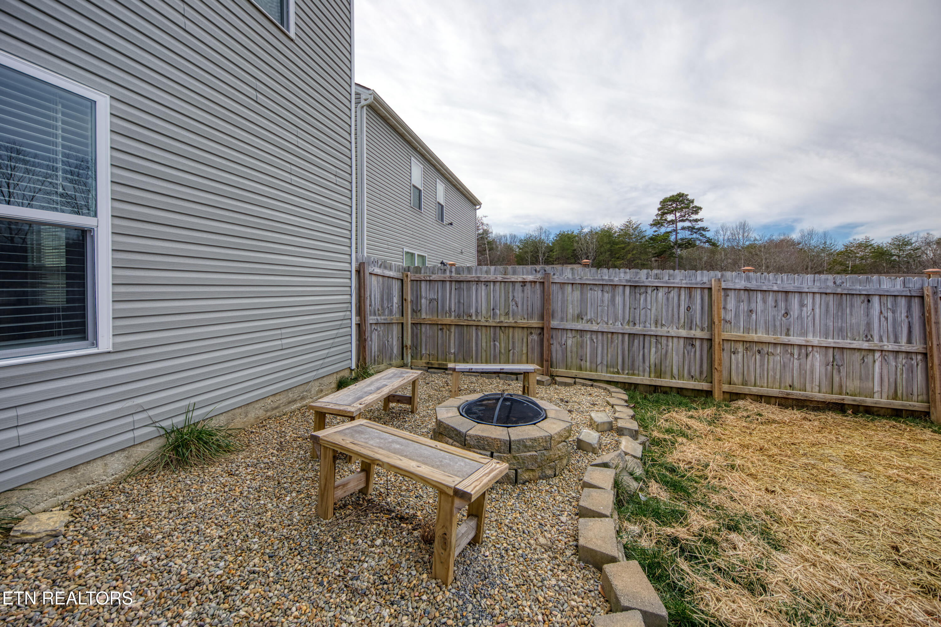 9313 Avian Forest Lane Heiskell TN 37754
