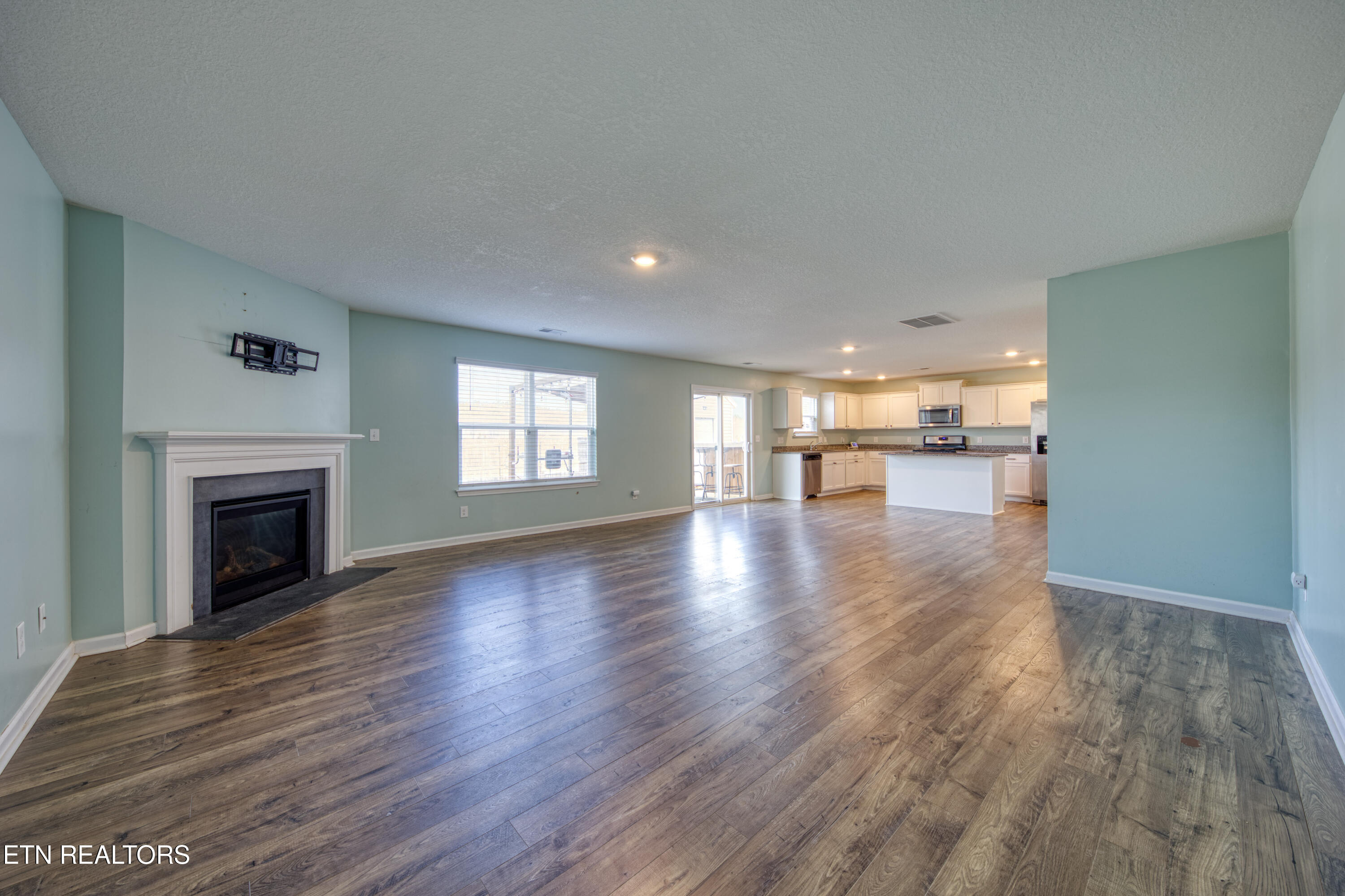 9313 Avian Forest Lane Heiskell TN 37754