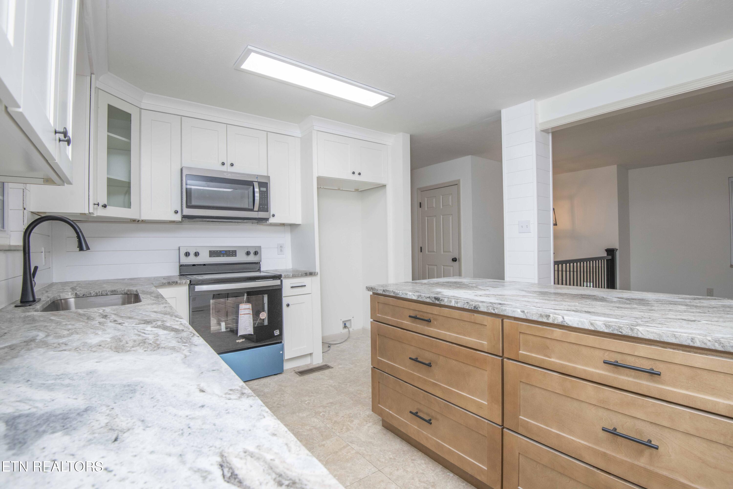 805 Denise Court Powell TN 37849