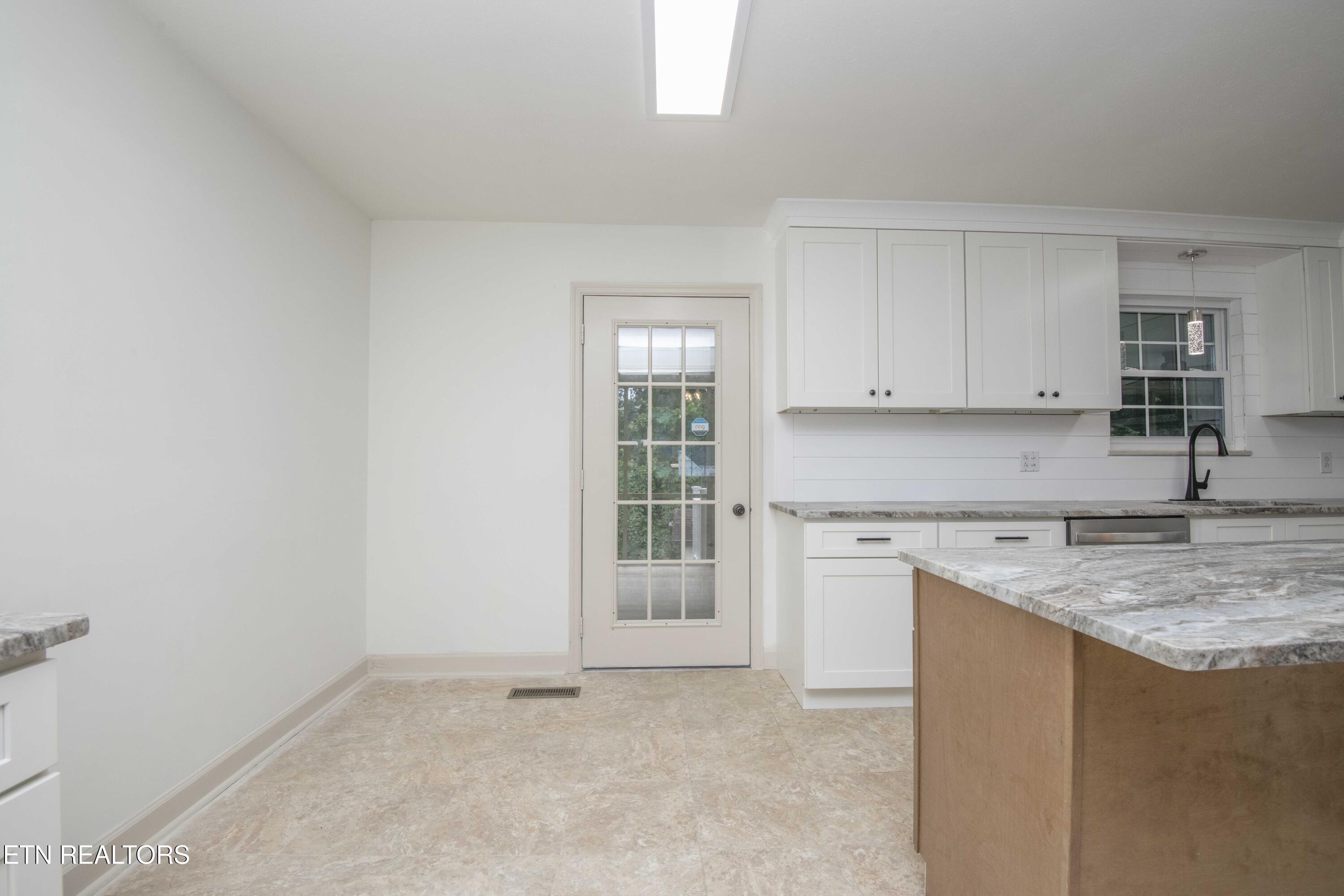 805 Denise Court Powell TN 37849