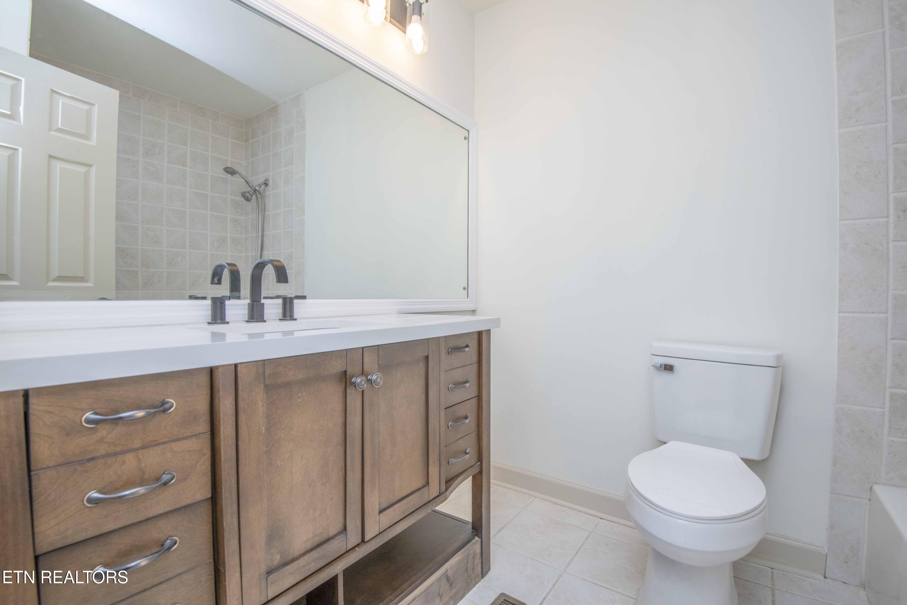 805 Denise Court Powell TN 37849