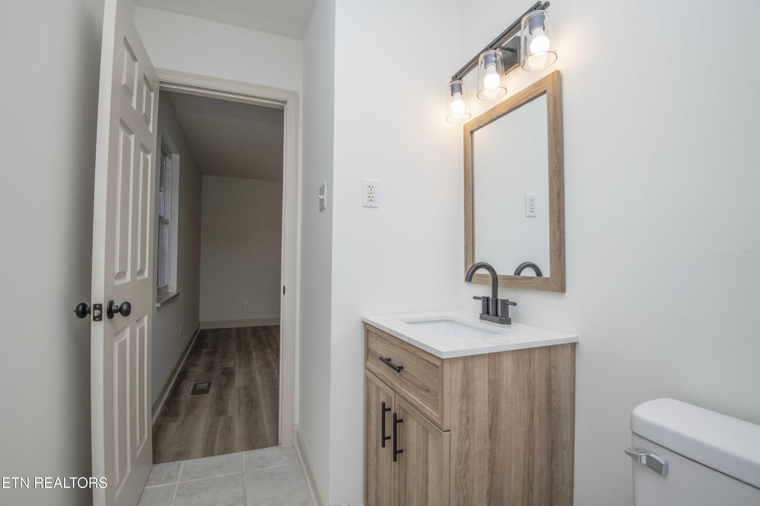 805 Denise Court Powell TN 37849