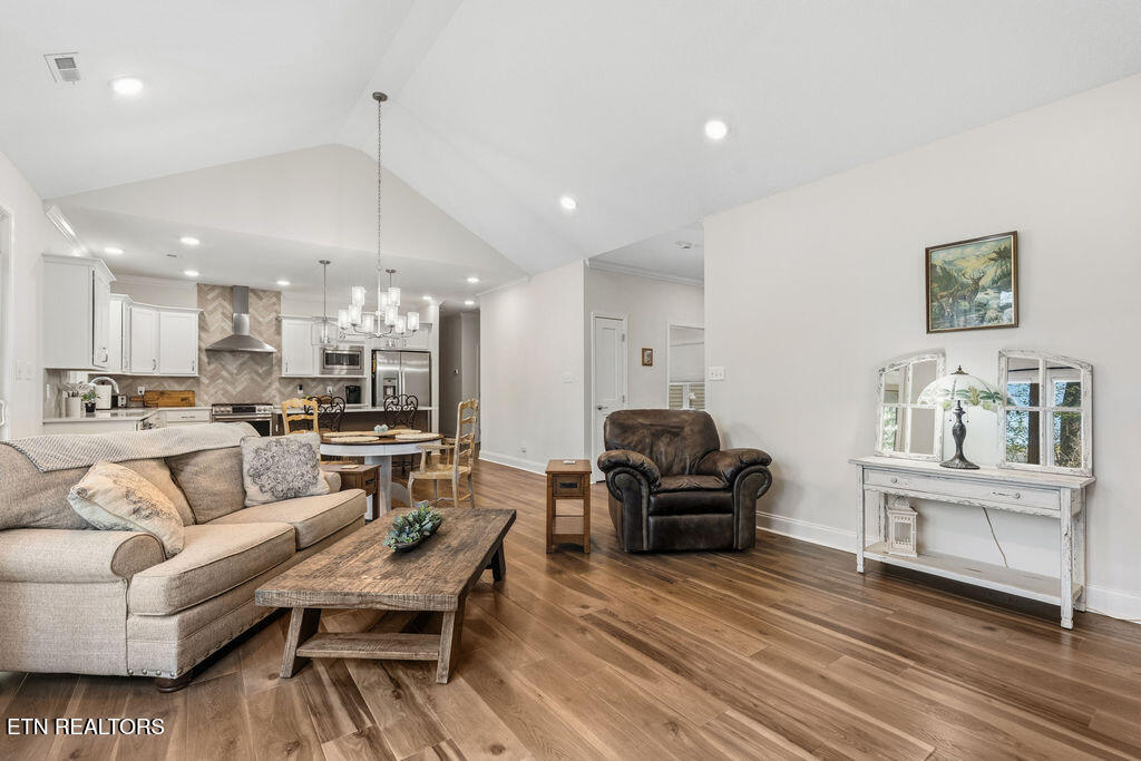 171 Oostanali Trace Loudon TN 37774