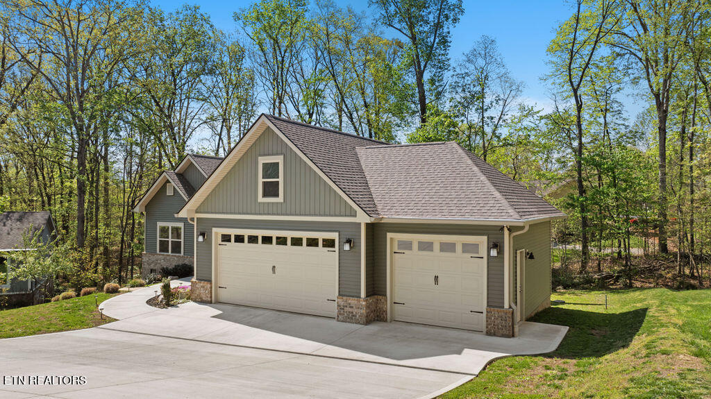 171 Oostanali Trace Loudon TN 37774