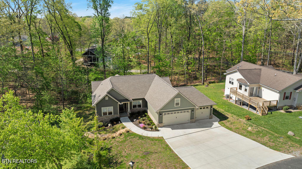 171 Oostanali Trace Loudon TN 37774