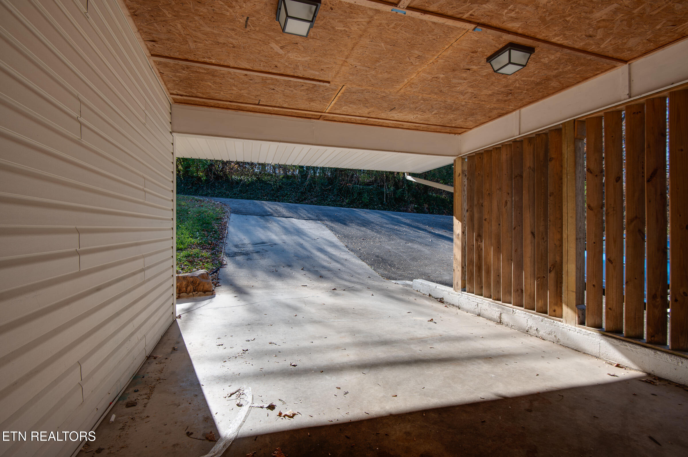 8124 Sharp Road Powell TN 37849