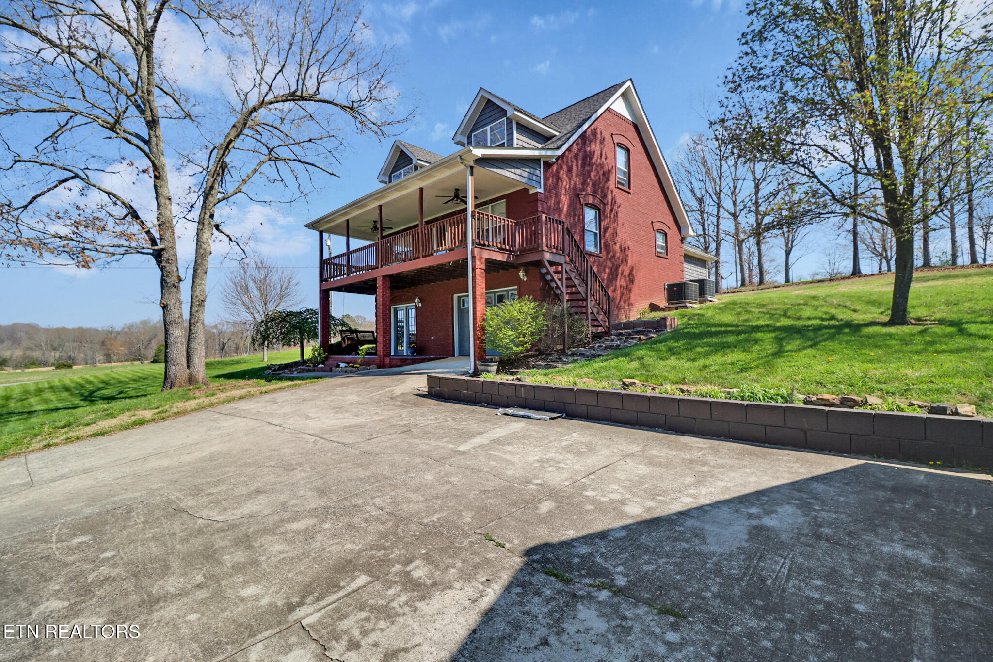 254 Sherwood Forest Road Livingston TN 38570