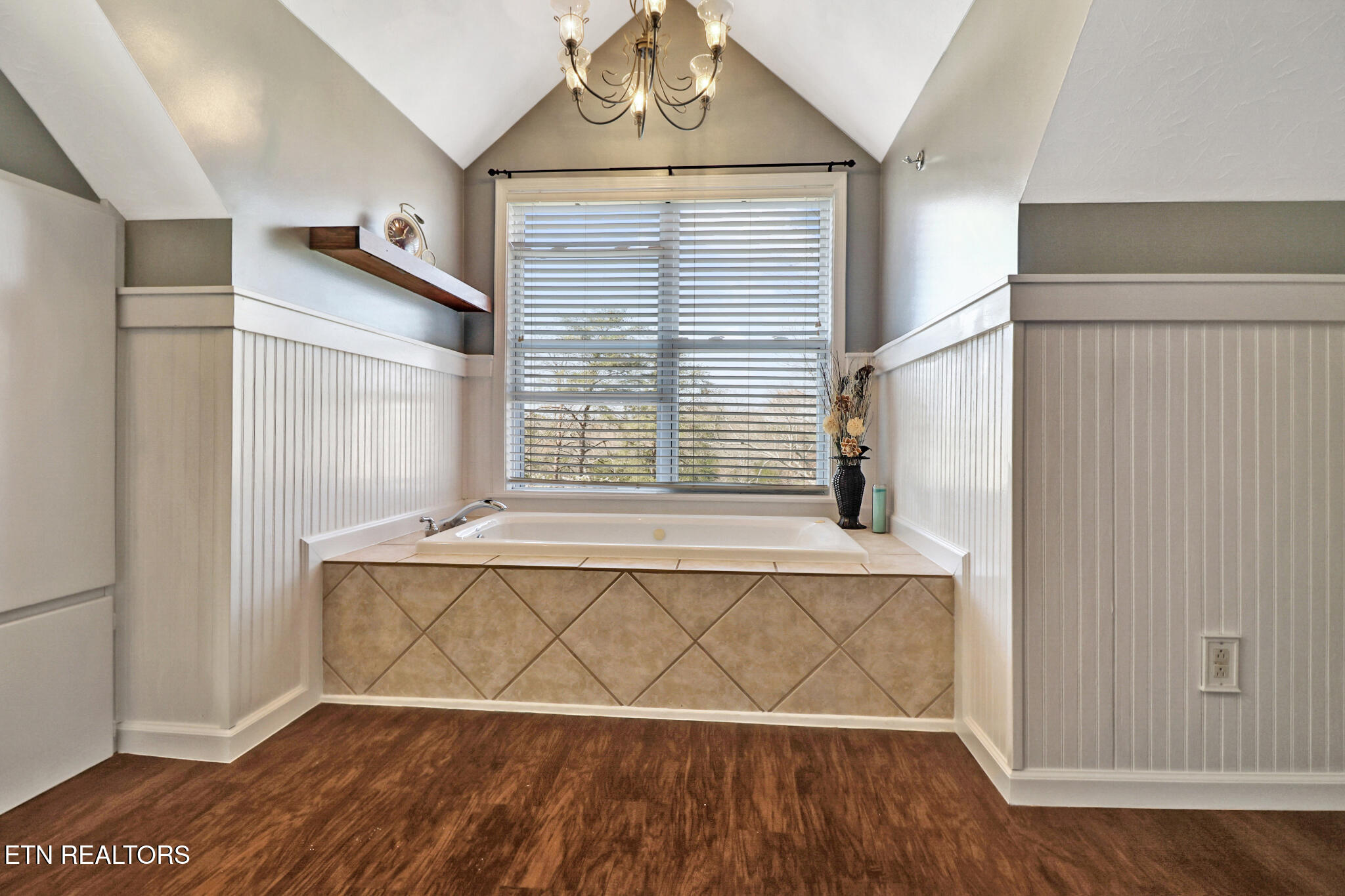 254 Sherwood Forest Road Livingston TN 38570