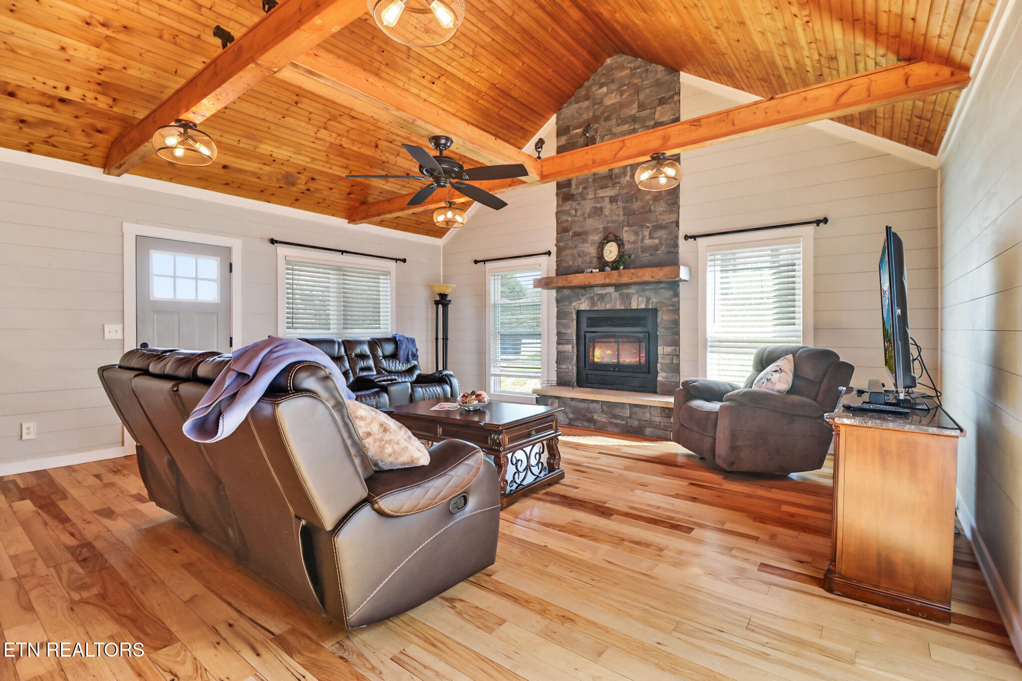 254 Sherwood Forest Road Livingston TN 38570