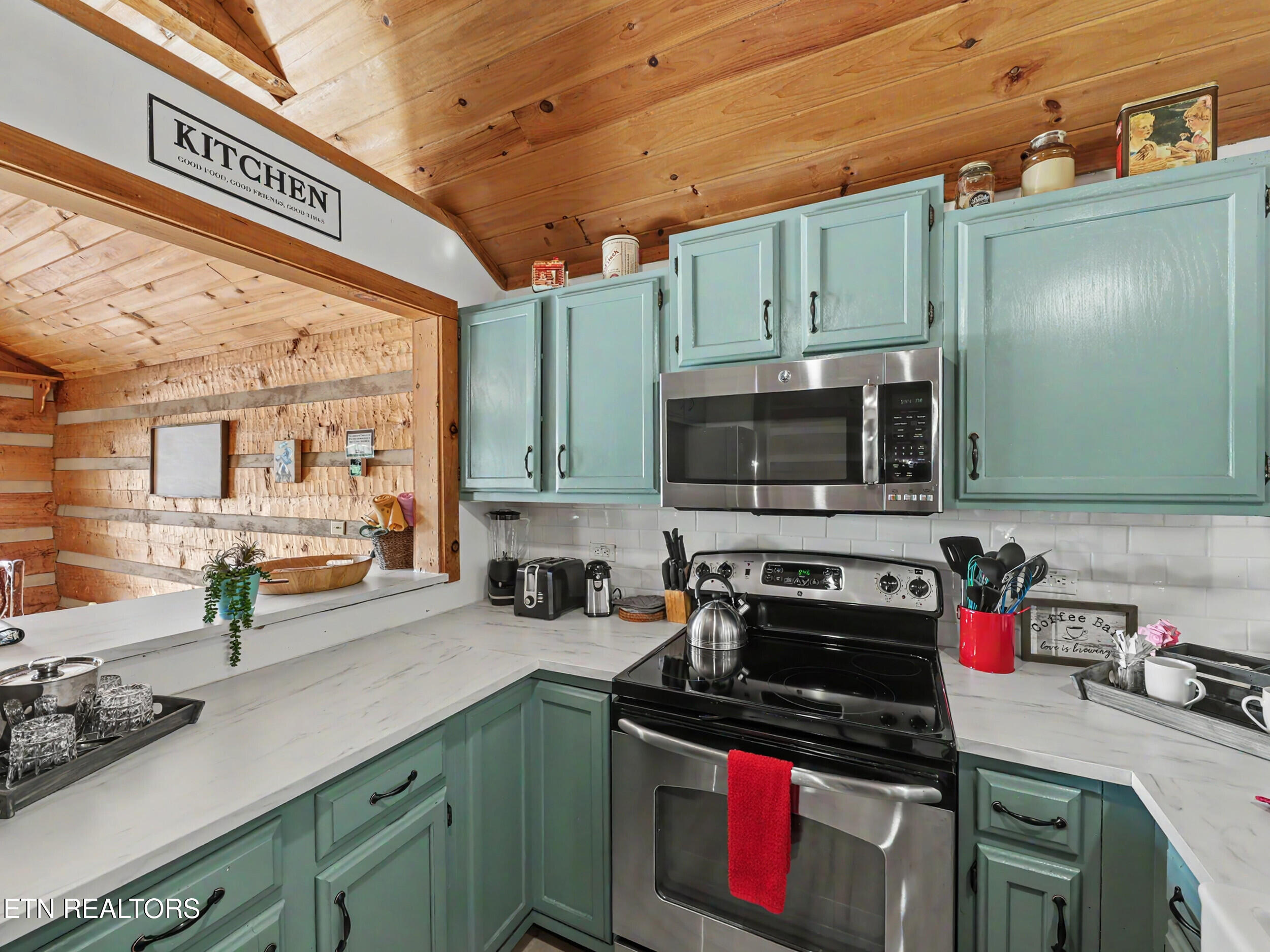 1818 Ridgecrest Drive Sevierville TN 37876
