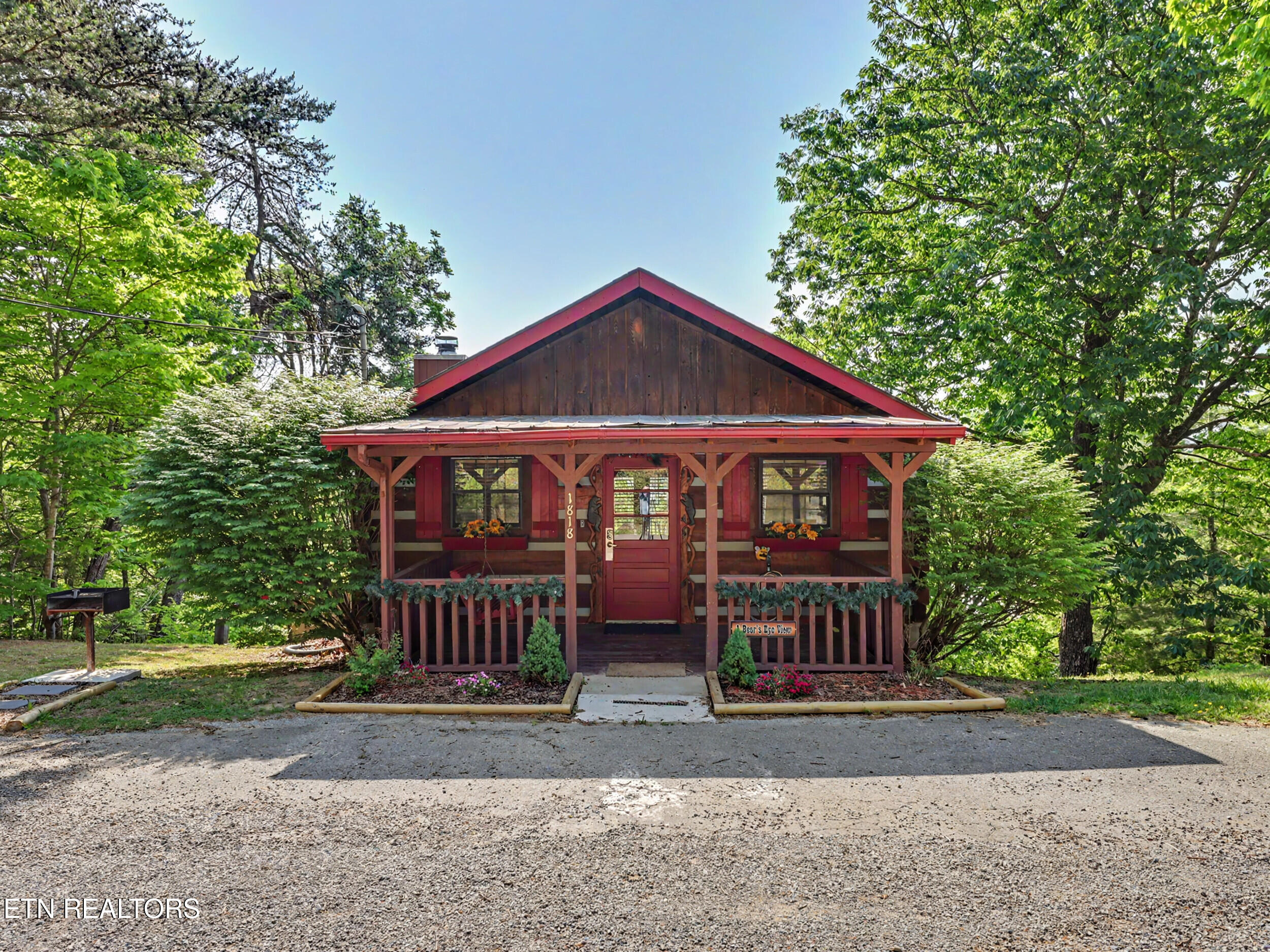 1818 Ridgecrest Drive Sevierville TN 37876