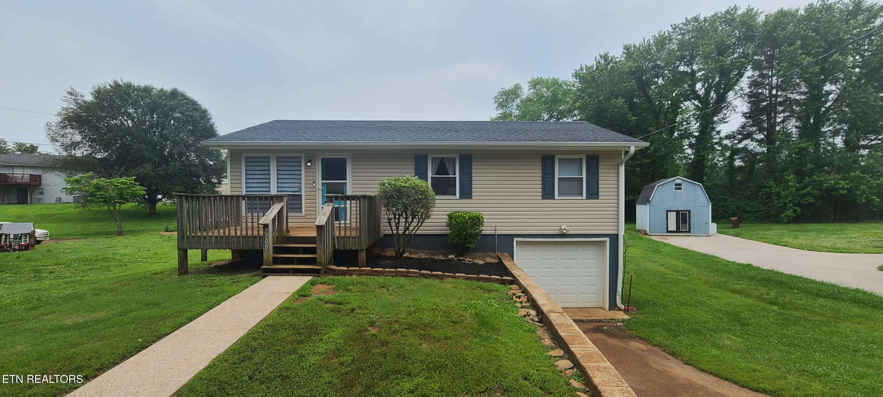 7709 Carraway Circle Knoxville TN 37938