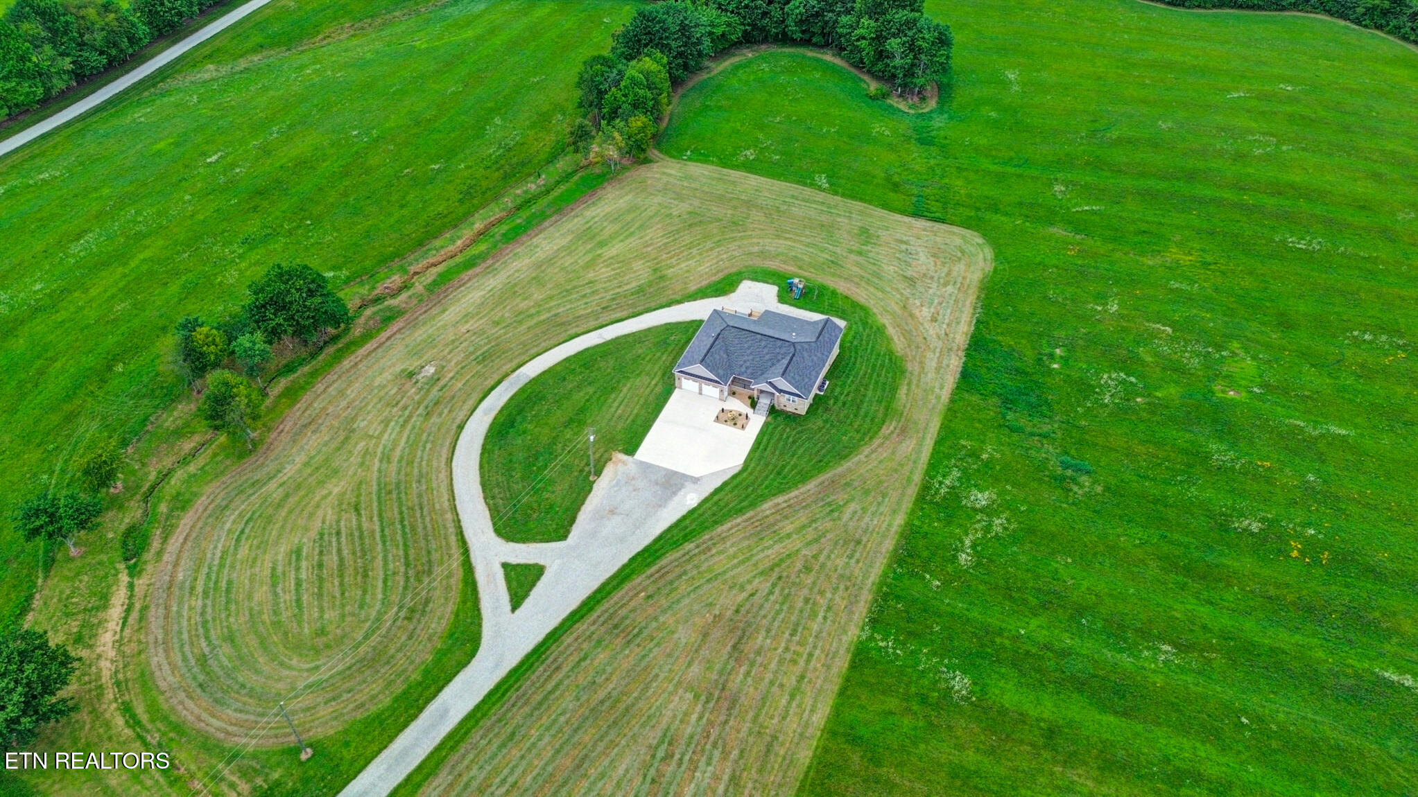 322 Randolph Road Crossville TN 38571