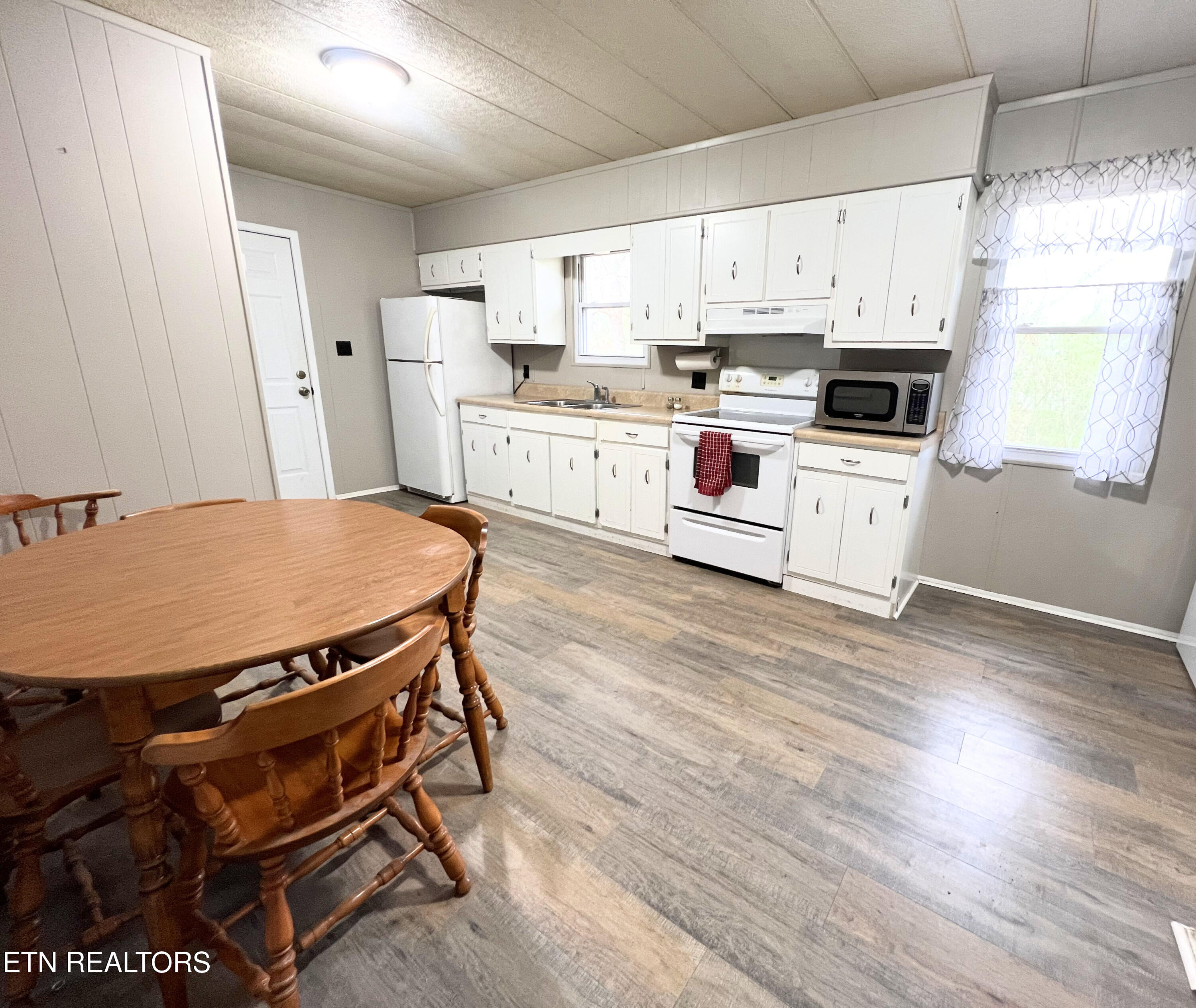84 Harper Lane Crossville TN 38555