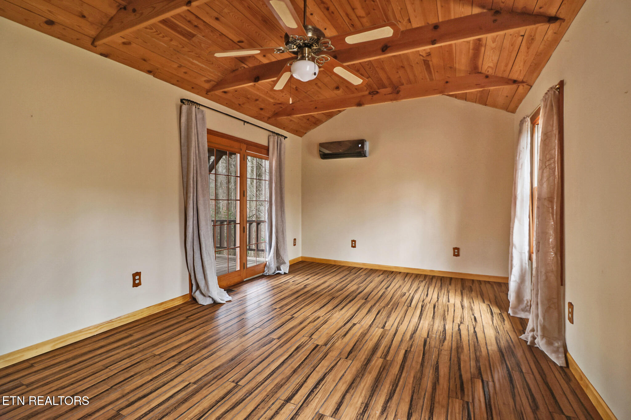 1325 Torbett Road Spring City TN 37381