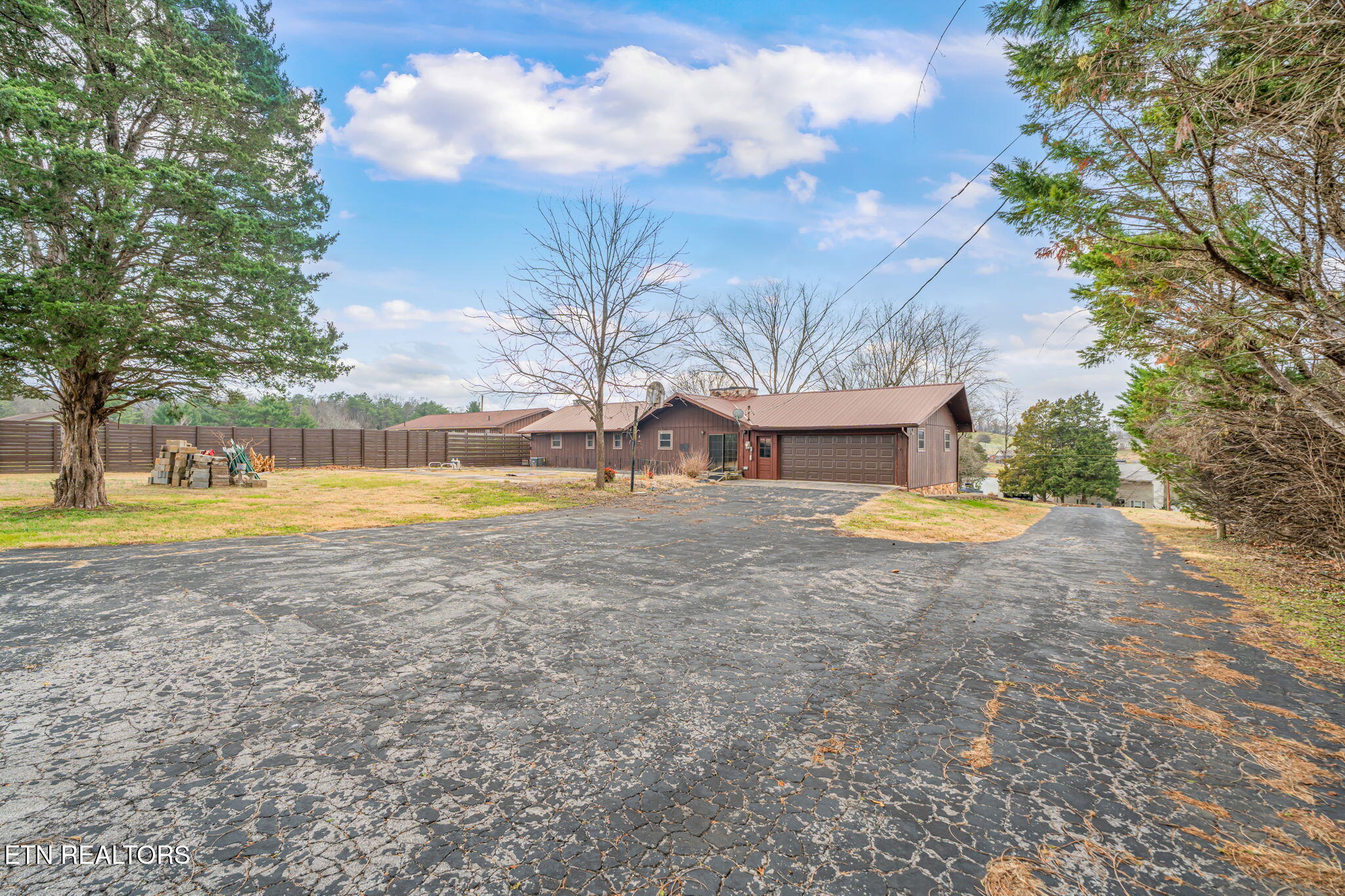 842 Collie Cove Court Friendsville TN 37737